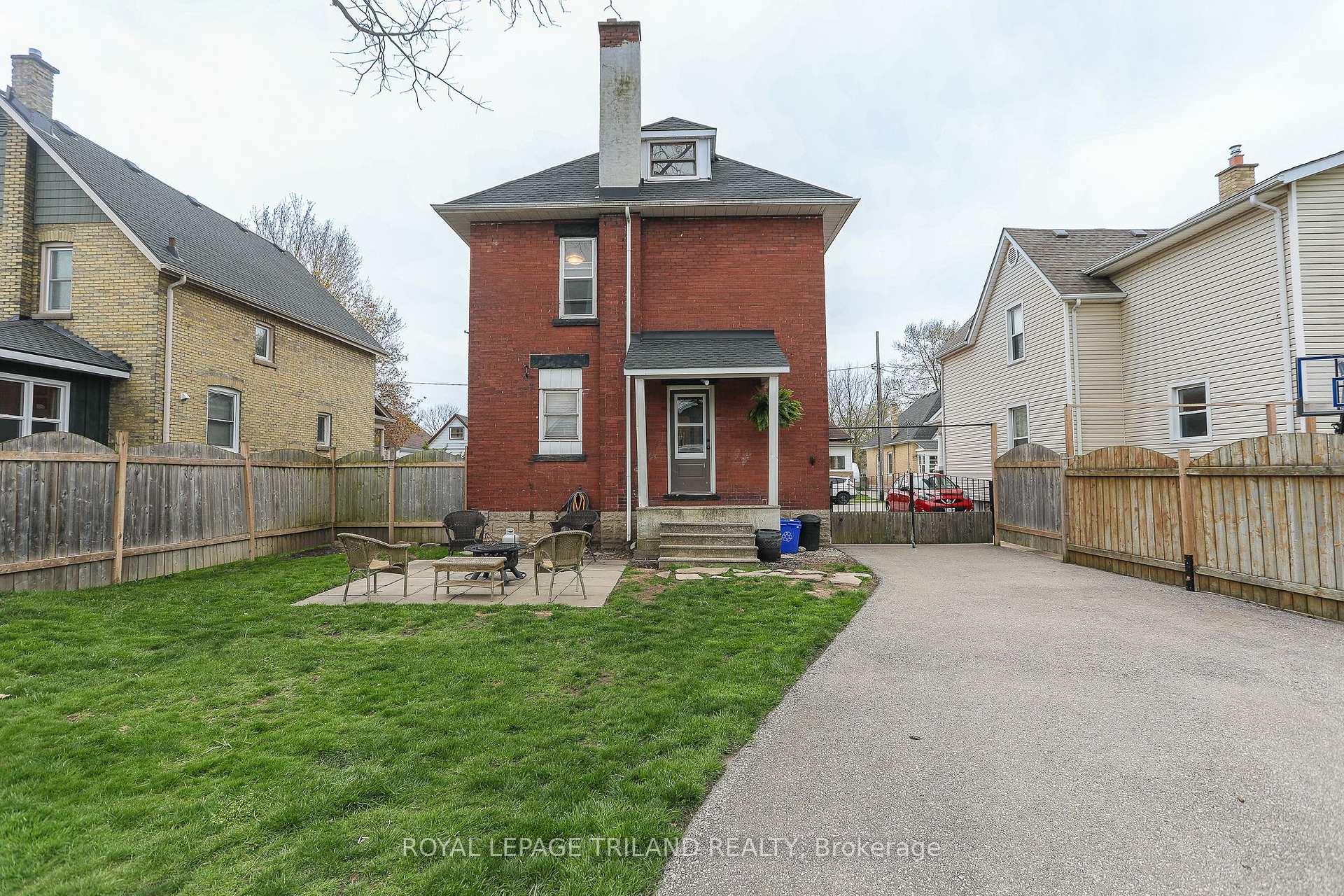Photo 44 of 16 Maple Street, St. Thomas — HOMEH