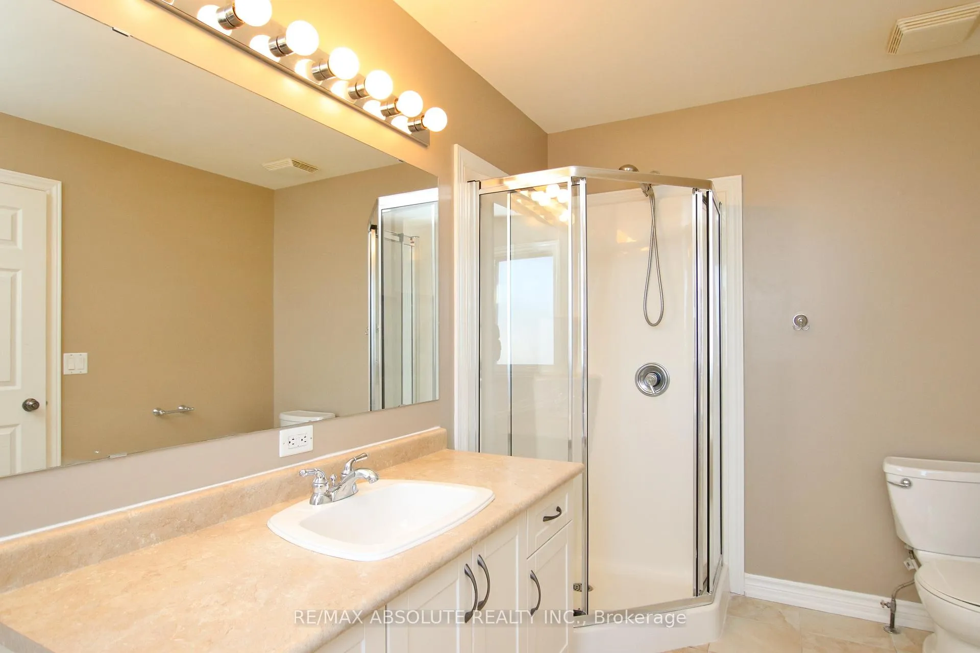 Photo 23 of 346 Glenbrae Avenue, Ottawa, Kanata - Morgan's Grant/South March — HOMEH