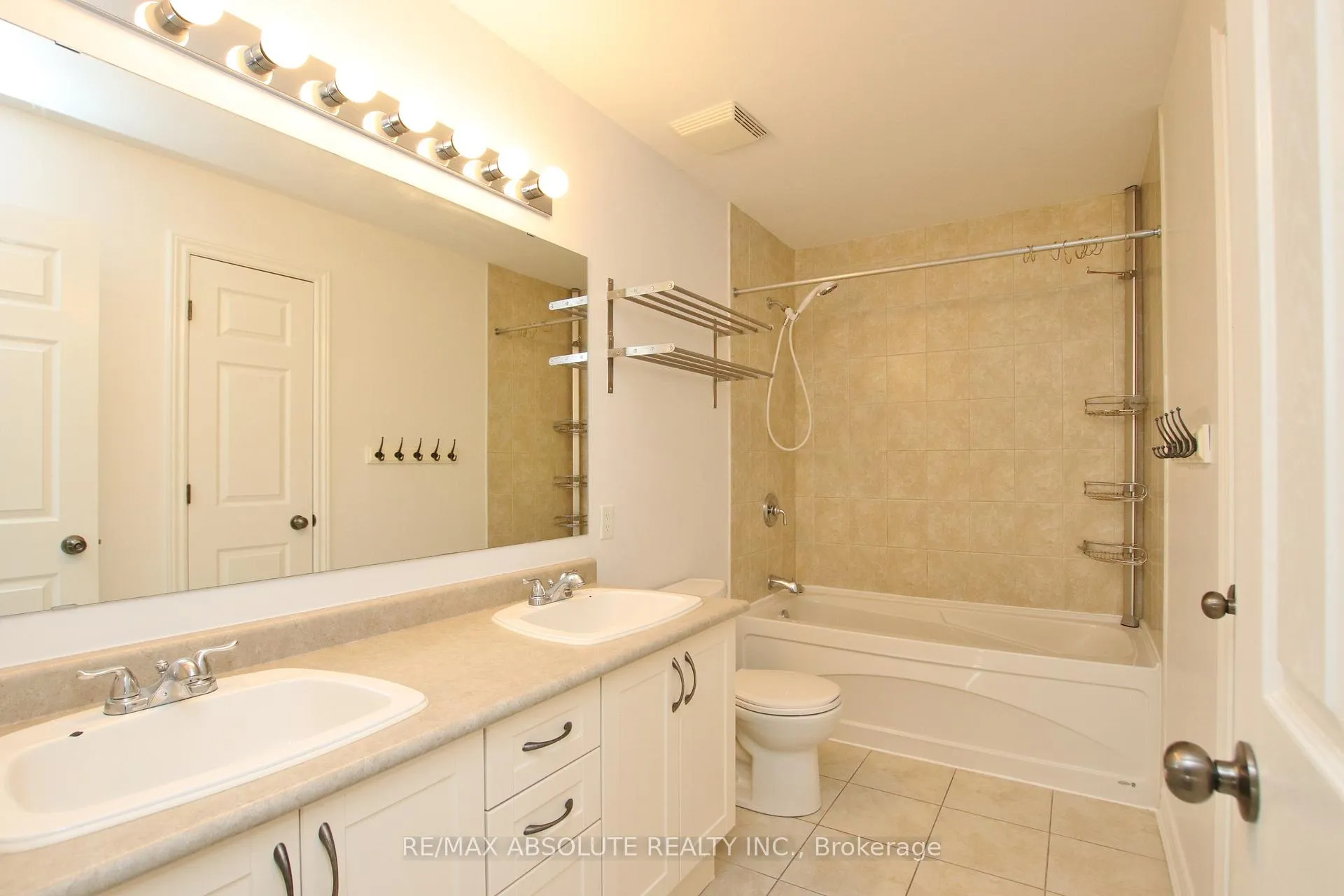 Photo 26 of 346 Glenbrae Avenue, Ottawa, Kanata - Morgan's Grant/South March — HOMEH