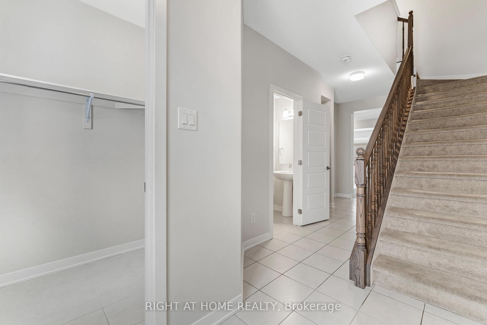 Photo 2 of 73 Kindred Row, Ottawa, Stittsville (North) — HOMEH