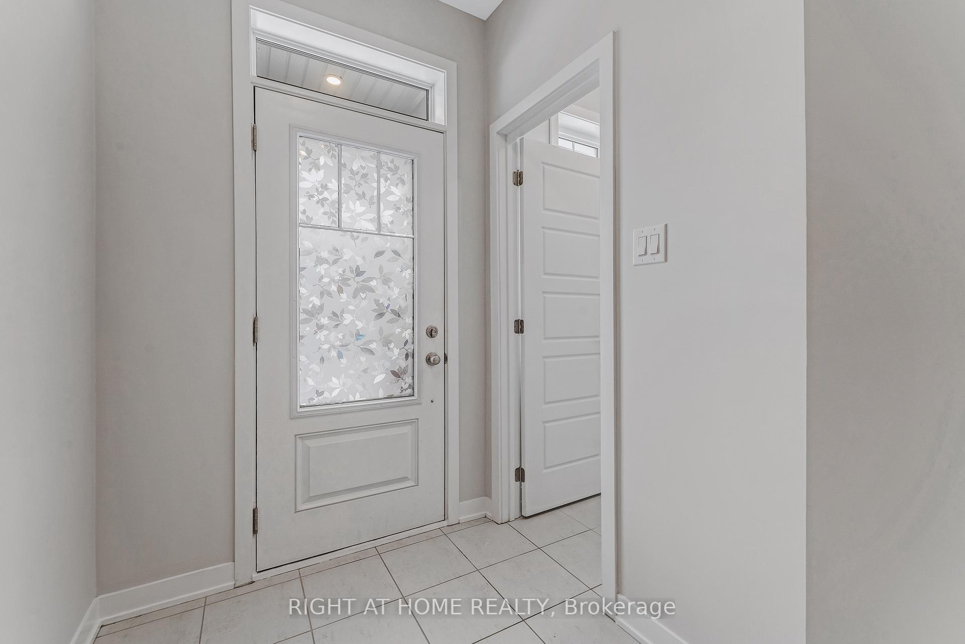 Photo 4 of 73 Kindred Row, Ottawa, Stittsville (North) — HOMEH