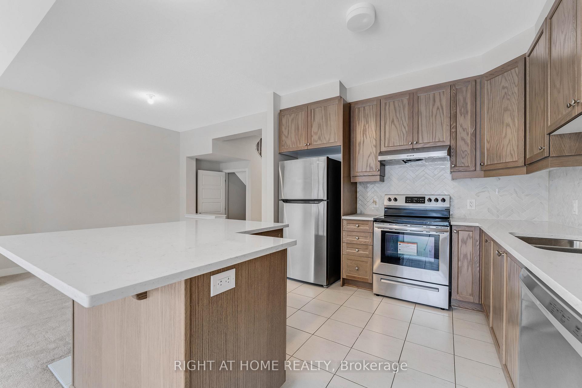 Photo 19 of 73 Kindred Row, Ottawa, Stittsville (North) — HOMEH