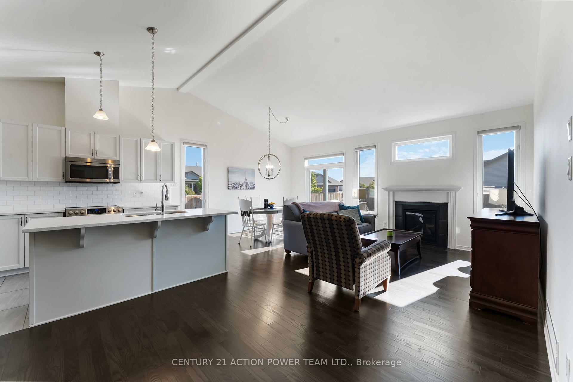 Photo 9 of 222 Cedarstone Street, Ottawa, Richmond — HOMEH