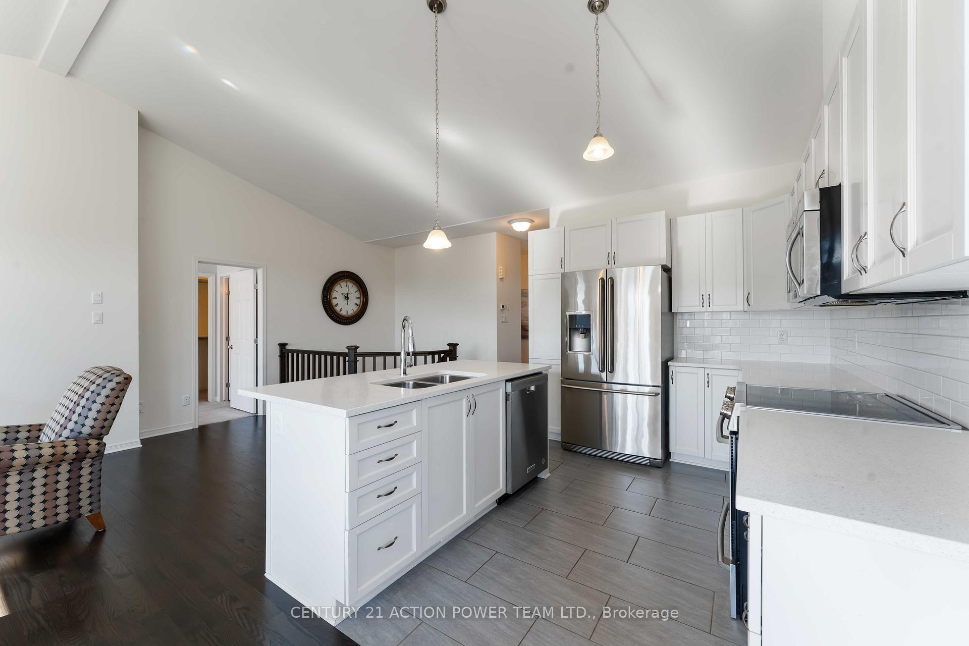 Photo 12 of 222 Cedarstone Street, Ottawa, Richmond — HOMEH