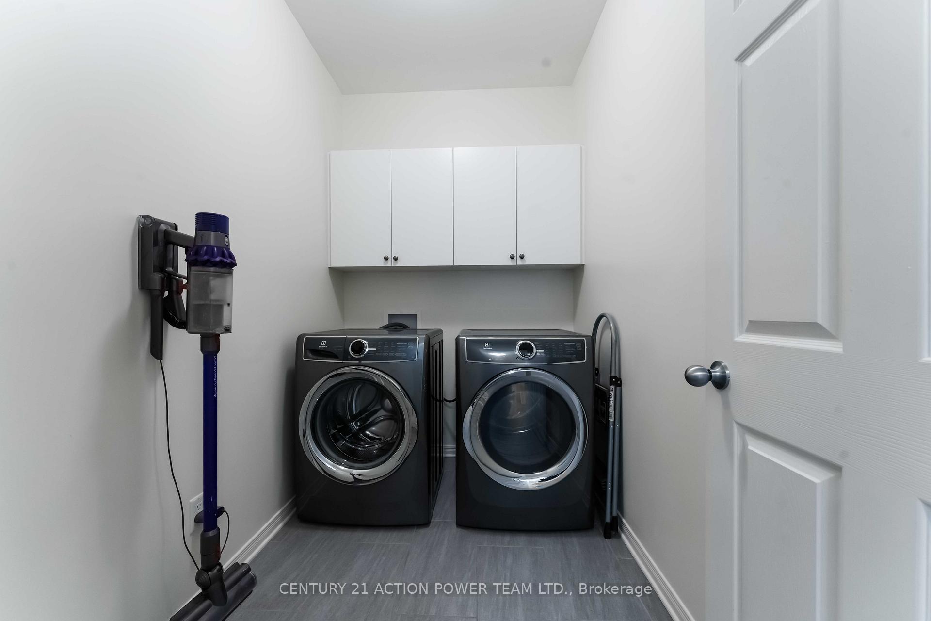 Photo 32 of 222 Cedarstone Street, Ottawa, Richmond — HOMEH