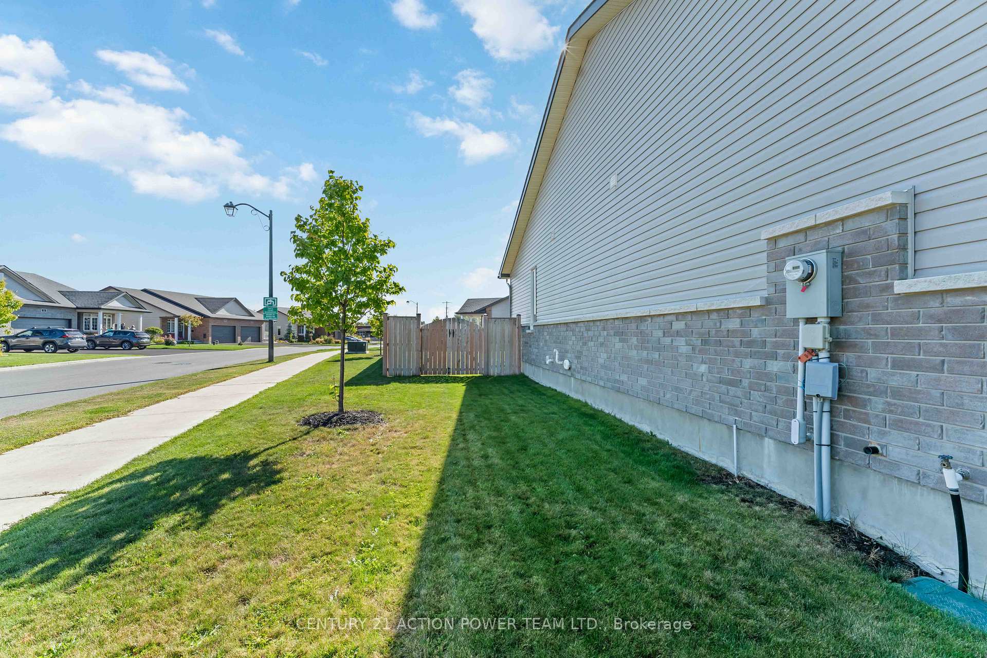 Photo 39 of 222 Cedarstone Street, Ottawa, Richmond — HOMEH