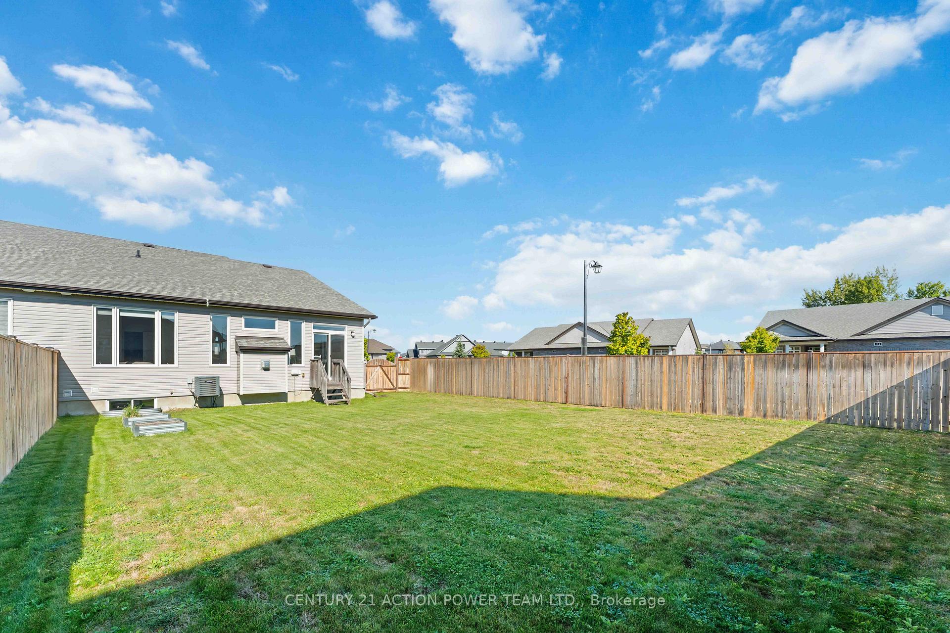 Photo 43 of 222 Cedarstone Street, Ottawa, Richmond — HOMEH