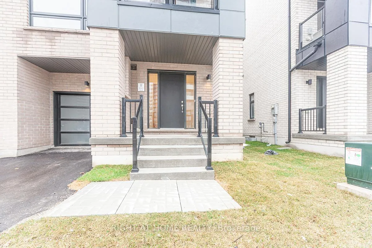 Photo 3 of 42 Dandara Gate, Vaughan, Steeles West Industrial — HOMEH