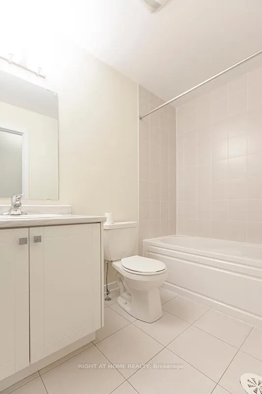 Photo 33 of 42 Dandara Gate, Vaughan, Steeles West Industrial — HOMEH