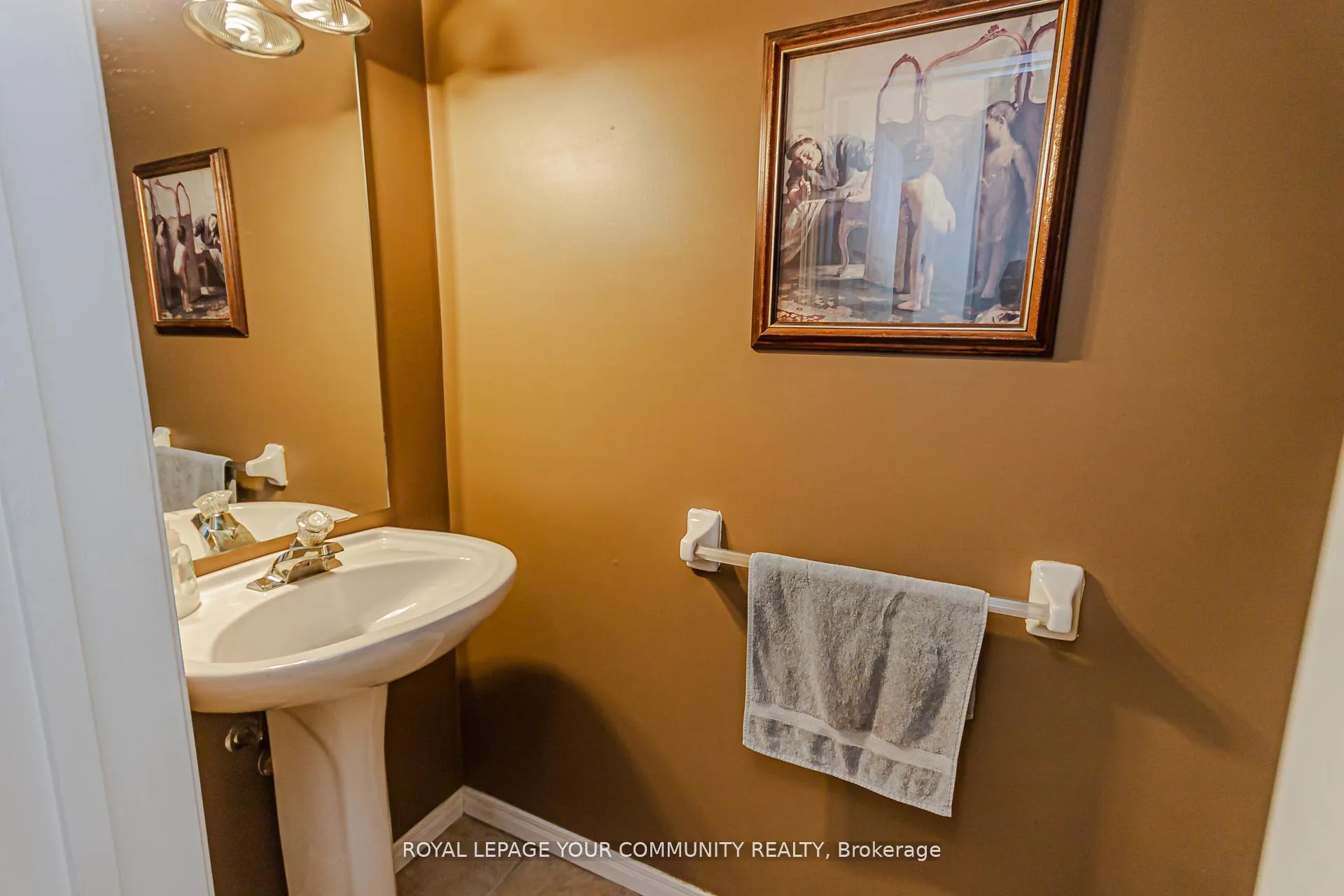 Photo 22 of 1516 Skyview Street, Oshawa, Taunton — HOMEH
