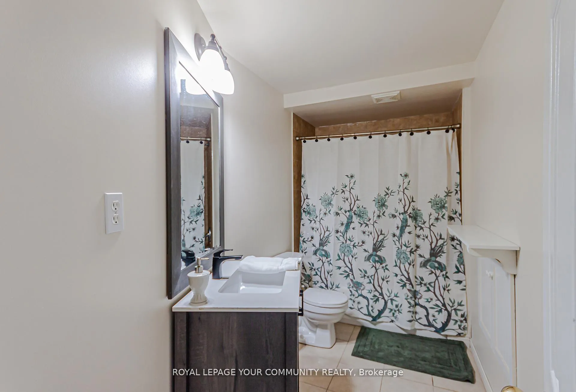 Photo 35 of 1516 Skyview Street, Oshawa, Taunton — HOMEH