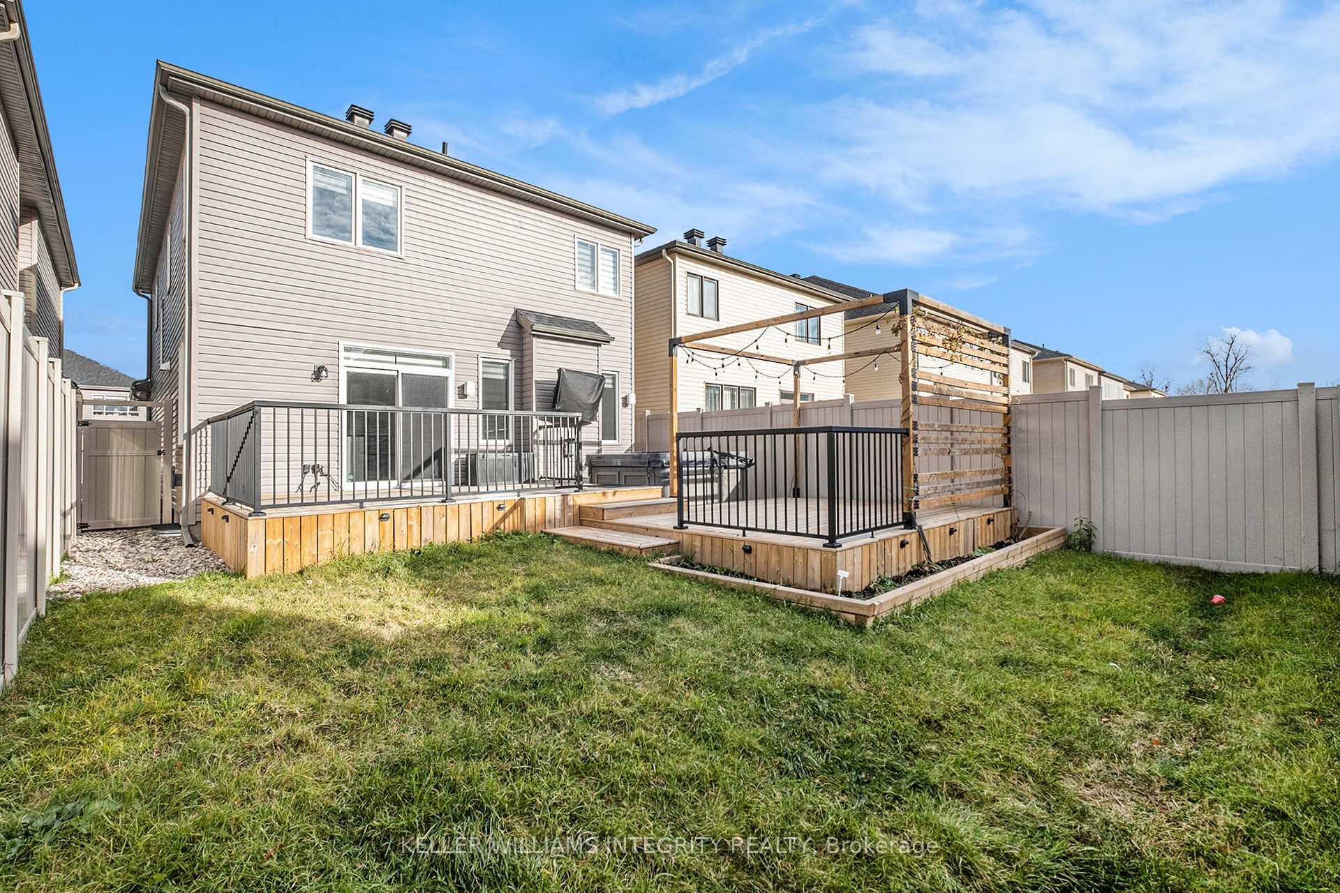Photo 23 of 893 Stallion Crescent, Ottawa, Stittsville (South) — HOMEH