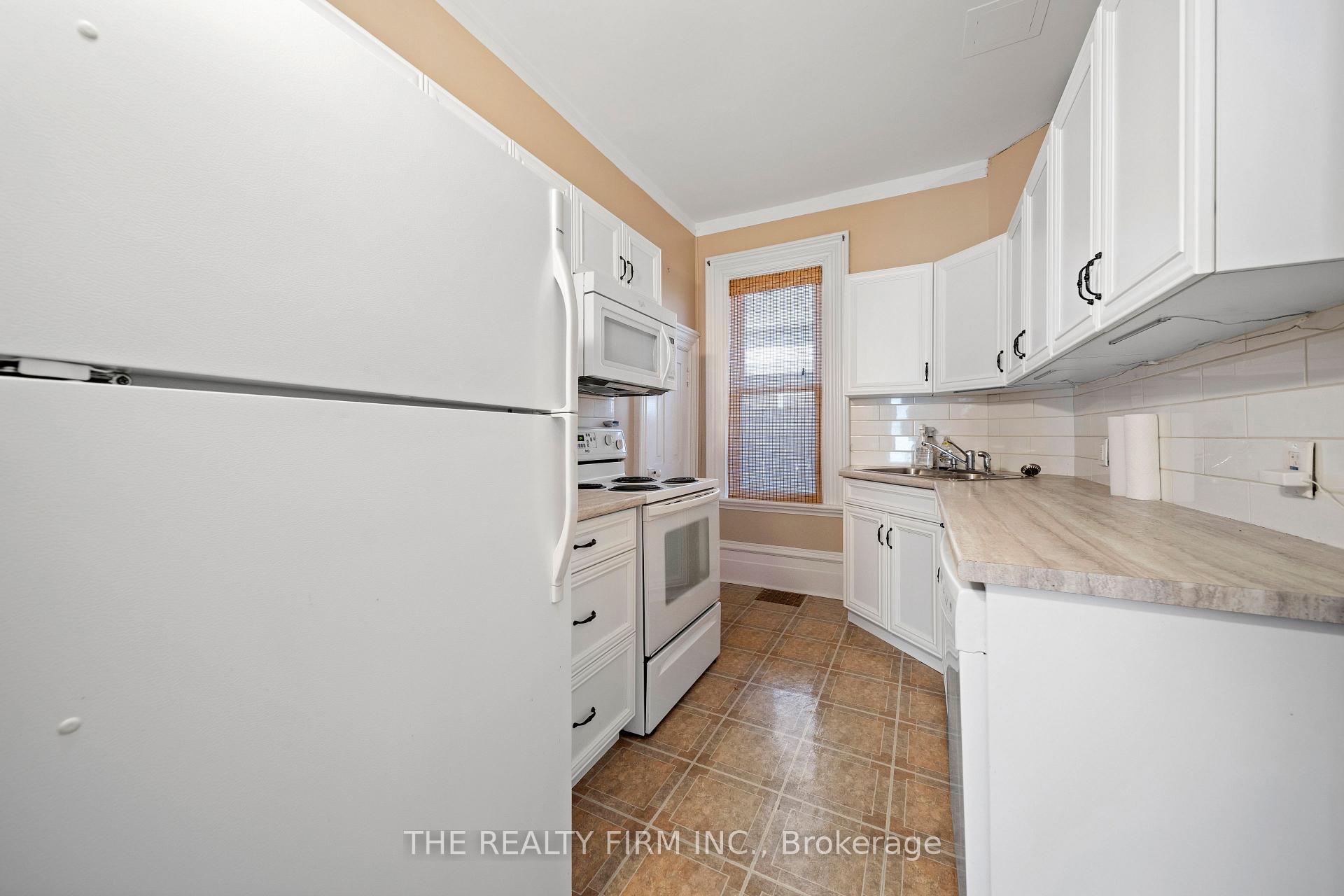 Photo 10 of 43 Southwick Street, St. Thomas — HOMEH