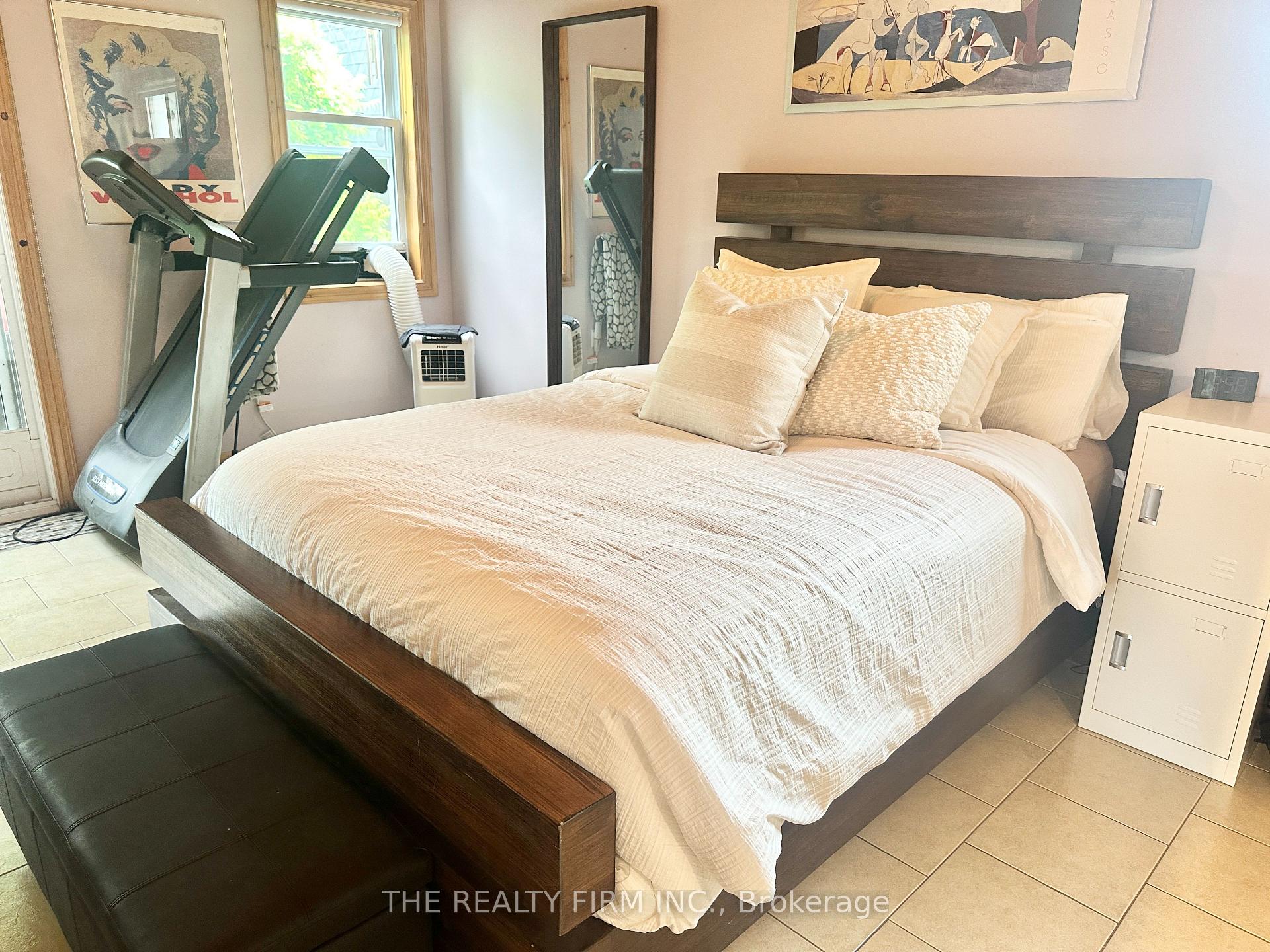 Photo 30 of 43 Southwick Street, St. Thomas — HOMEH