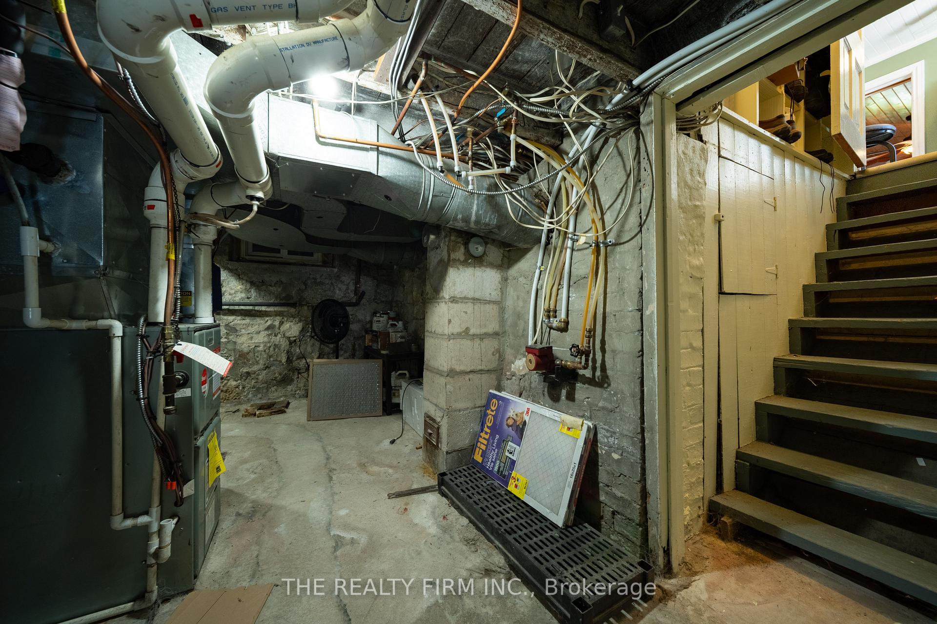 Photo 35 of 43 Southwick Street, St. Thomas — HOMEH