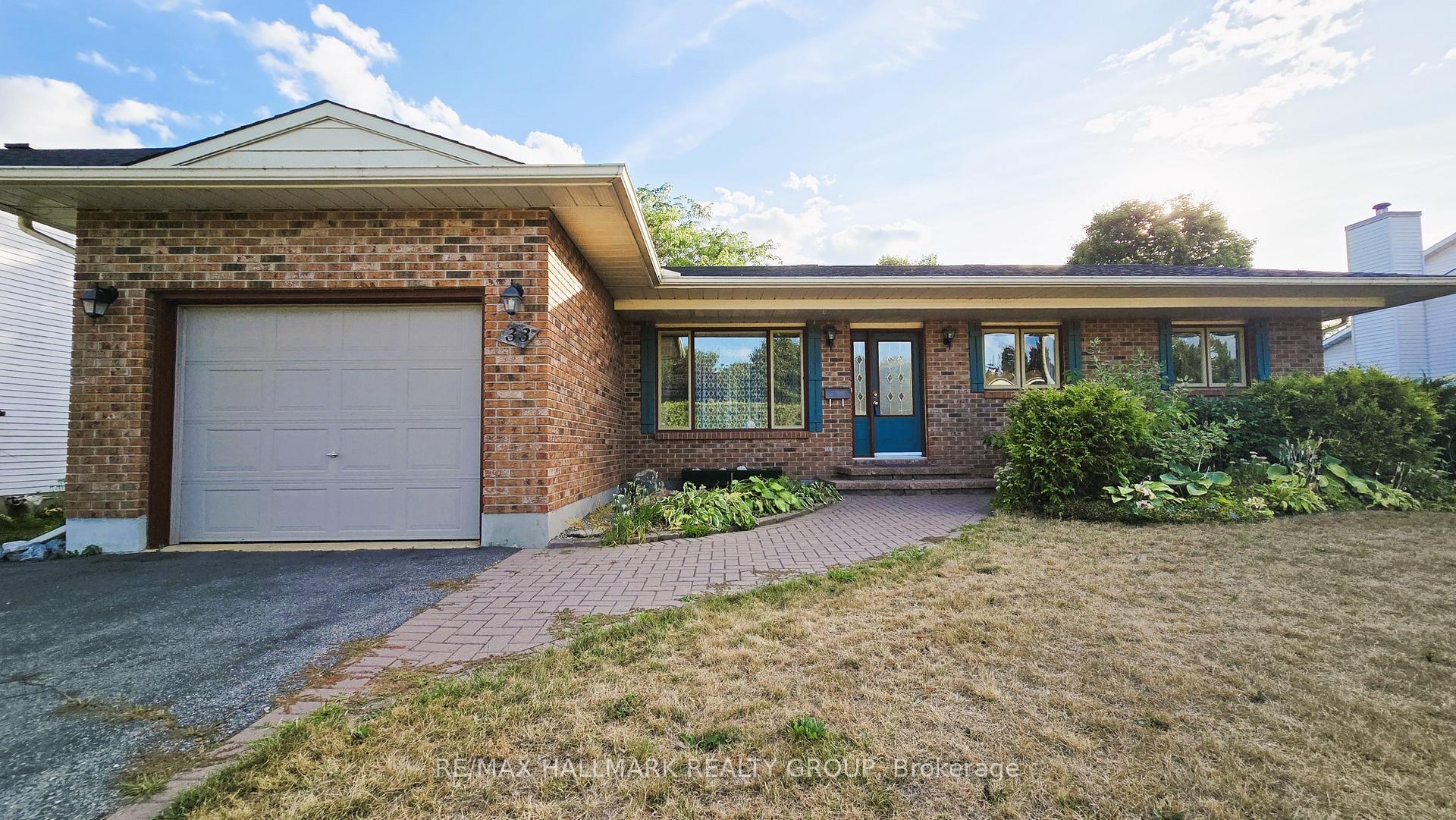 Photo 1 of 33 Fortune Street, Ottawa, Richmond — HOMEH