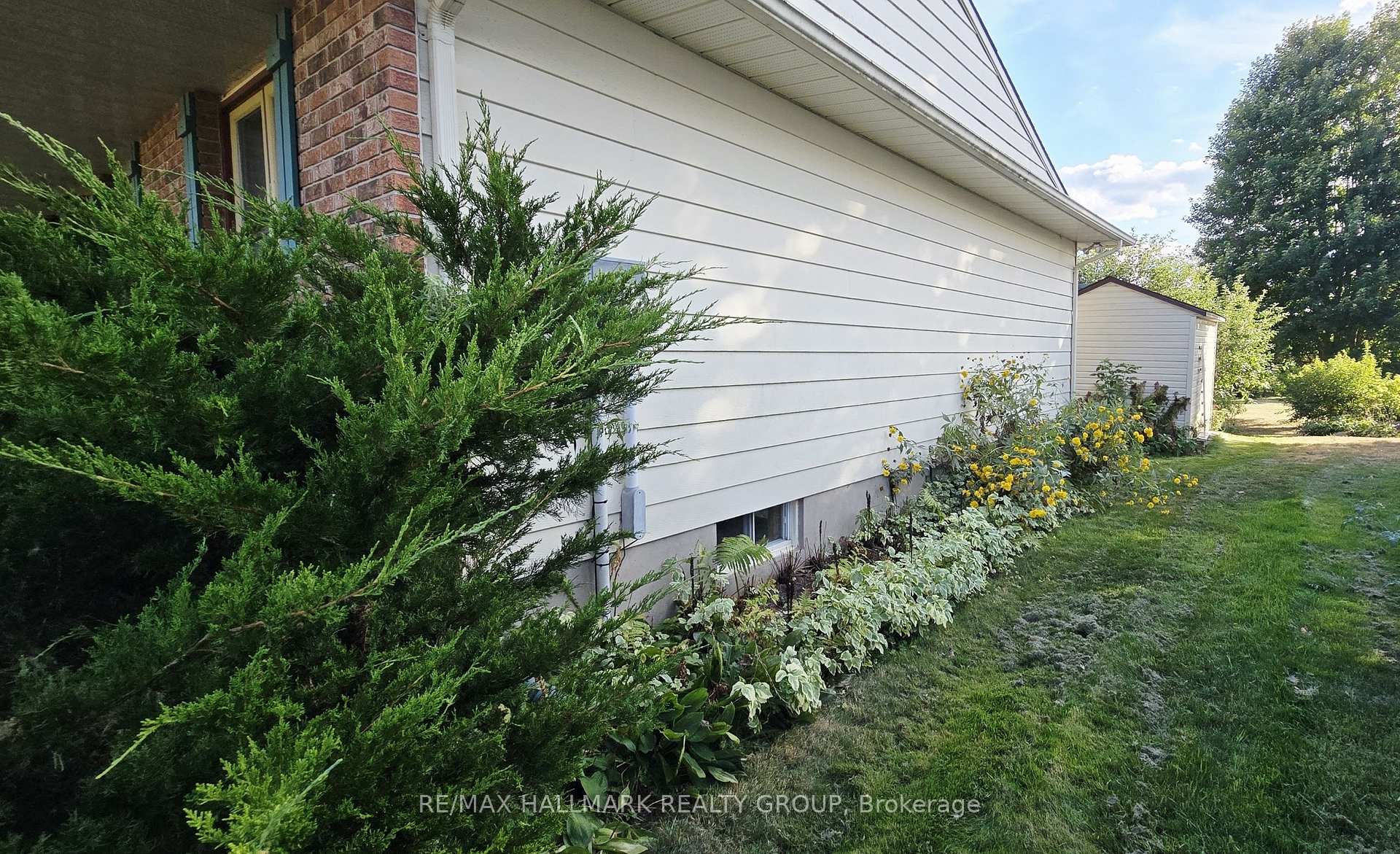 Photo 33 of 33 Fortune Street, Ottawa, Richmond — HOMEH