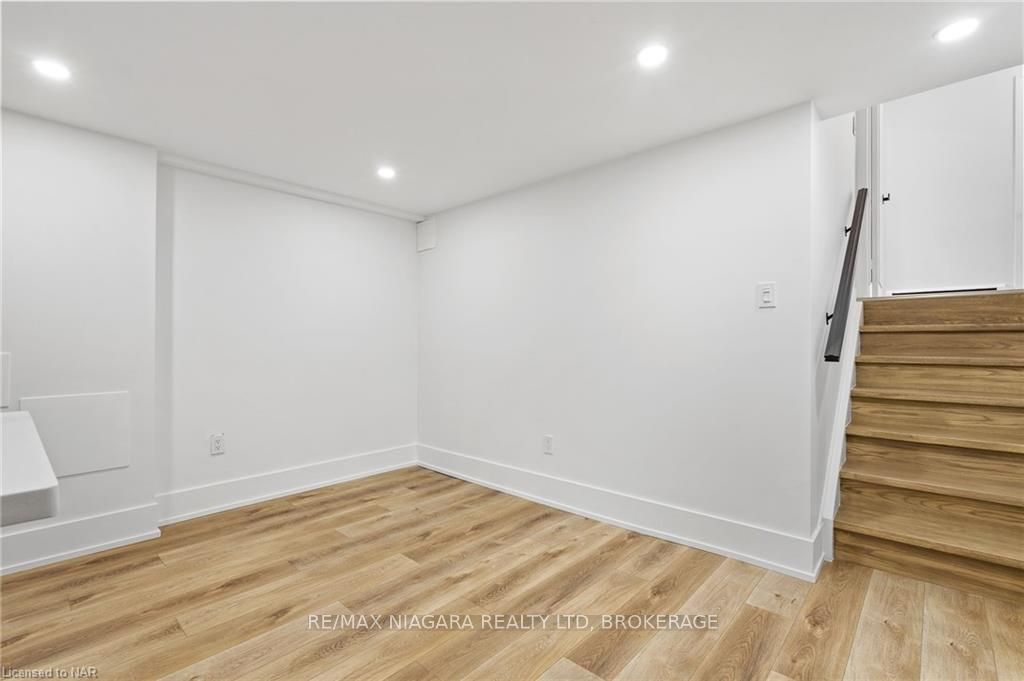 Photo 6 of 14B Glencairn Drive, St. Catharines, Bunting/Linwell — HOMEH
