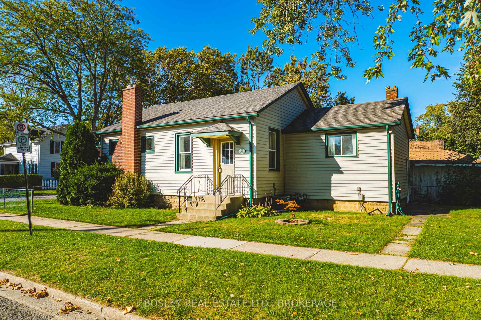 Photo 4 of 14 George Street, St. Catharines, Downtown — HOMEH