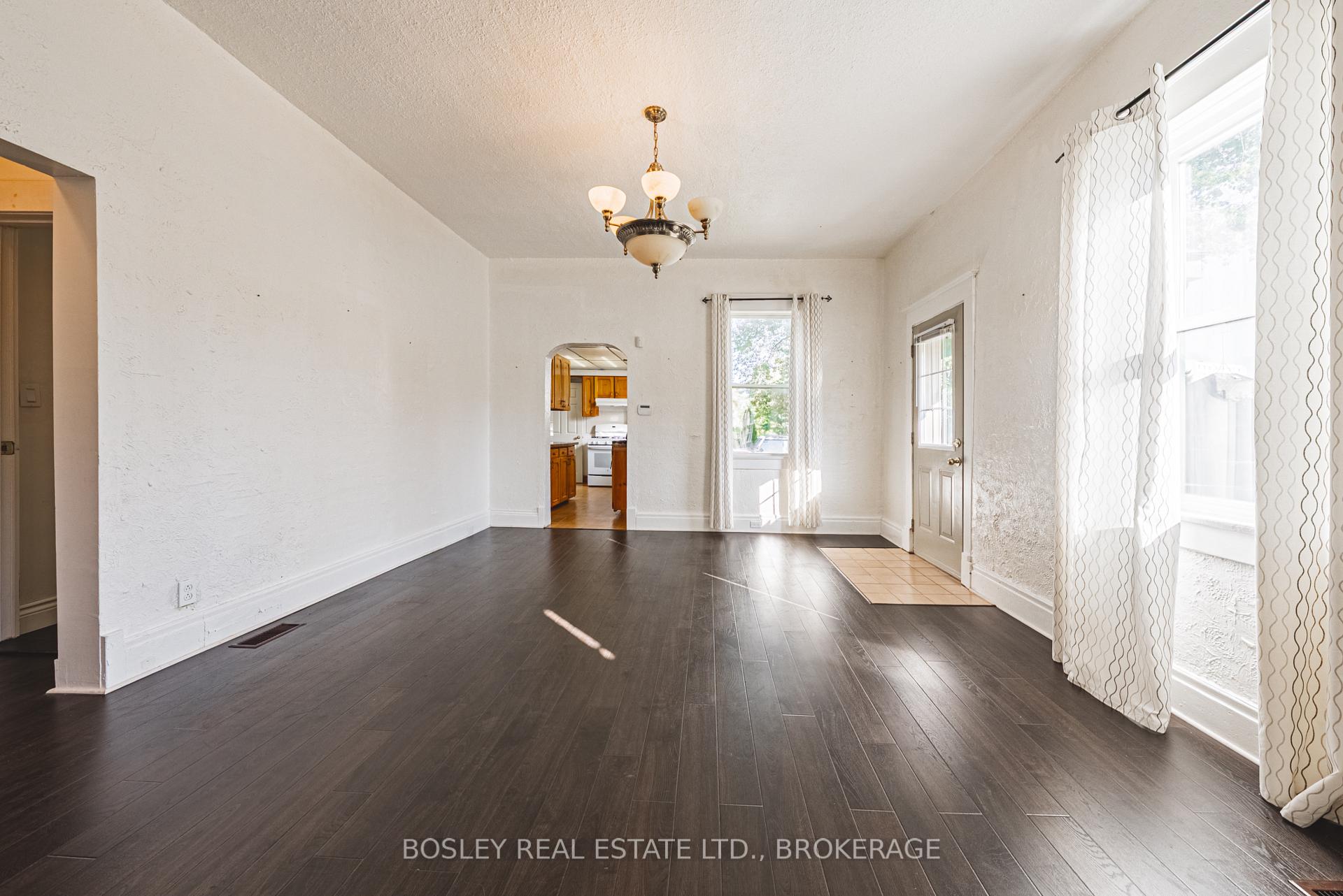 Photo 6 of 14 George Street, St. Catharines, Downtown — HOMEH
