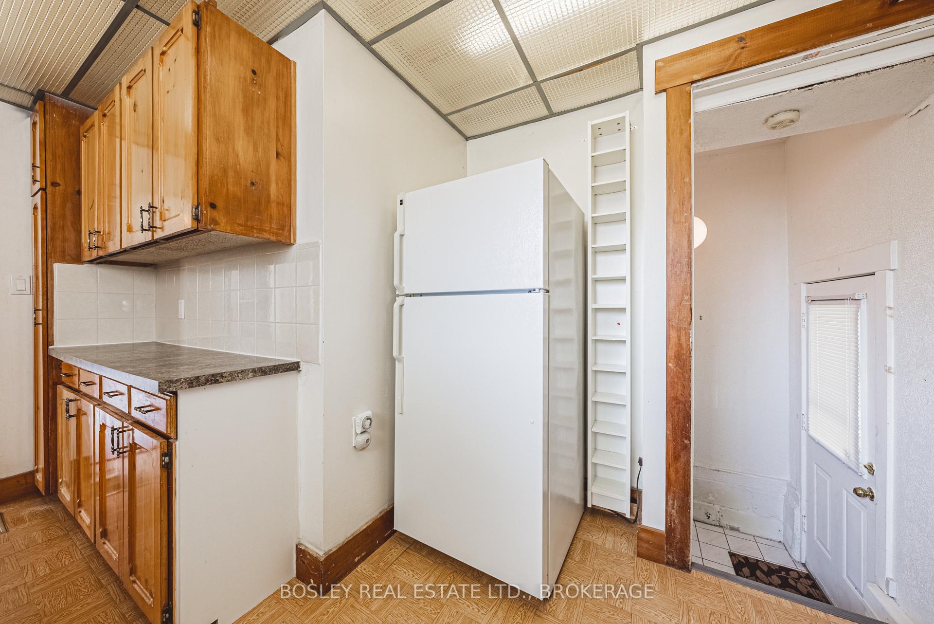 Photo 21 of 14 George Street, St. Catharines, Downtown — HOMEH
