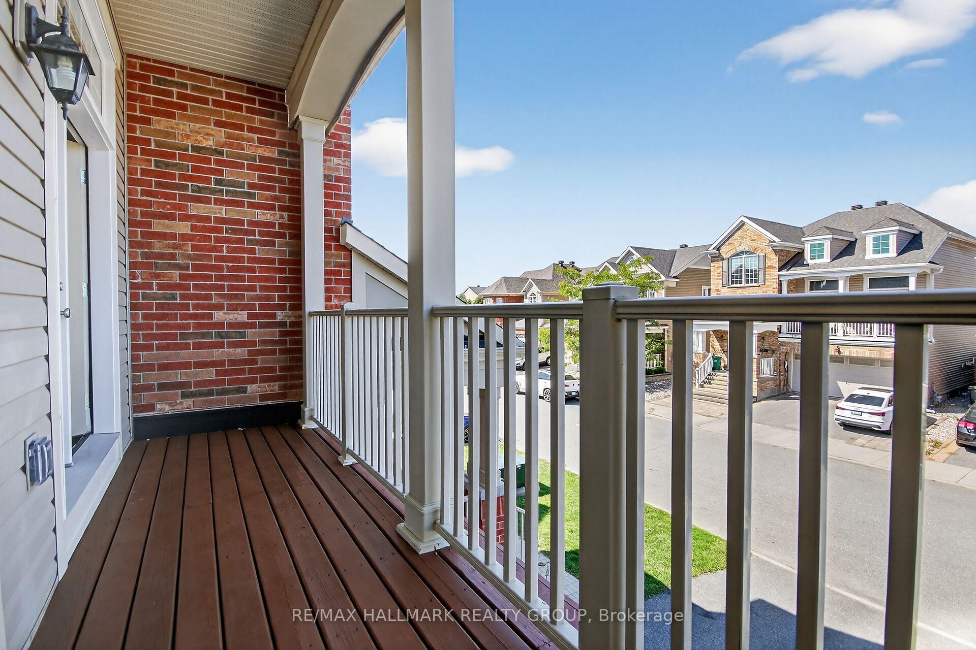 Photo 3 of 372 Gallantry Way, Ottawa, Stittsville (North) — HOMEH
