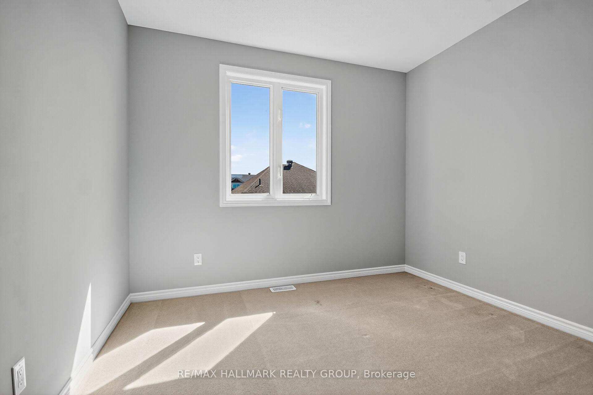 Photo 32 of 372 Gallantry Way, Ottawa, Stittsville (North) — HOMEH