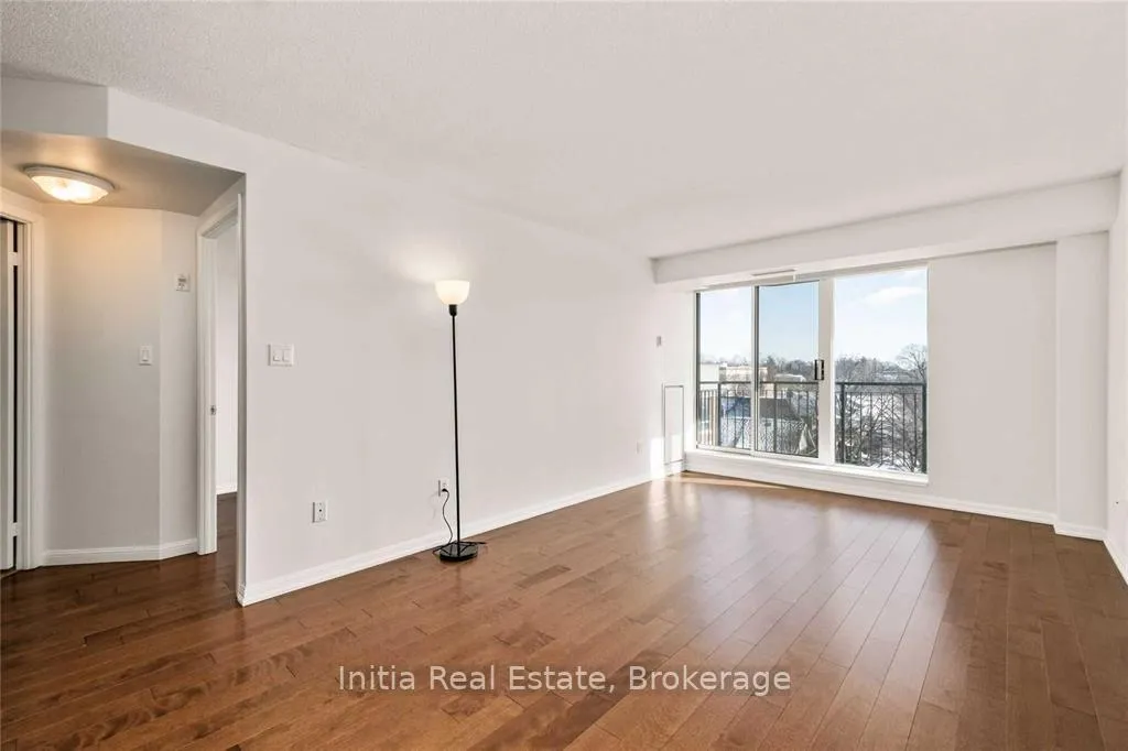 Photo 4 of Unit 502, 18 Wanless Avenue, Toronto, Lawrence Park North — HOMEH