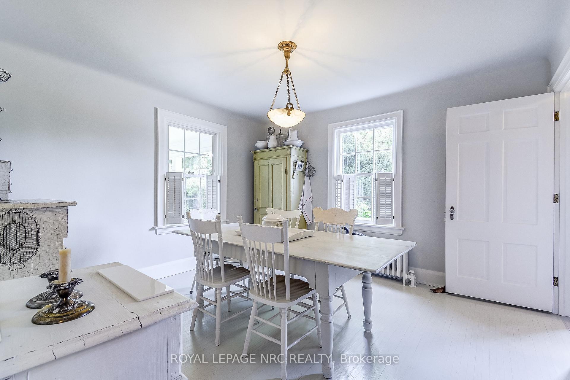 Photo 13 of 2 Pinehill Road, St. Catharines, Old Glenridge — HOMEH