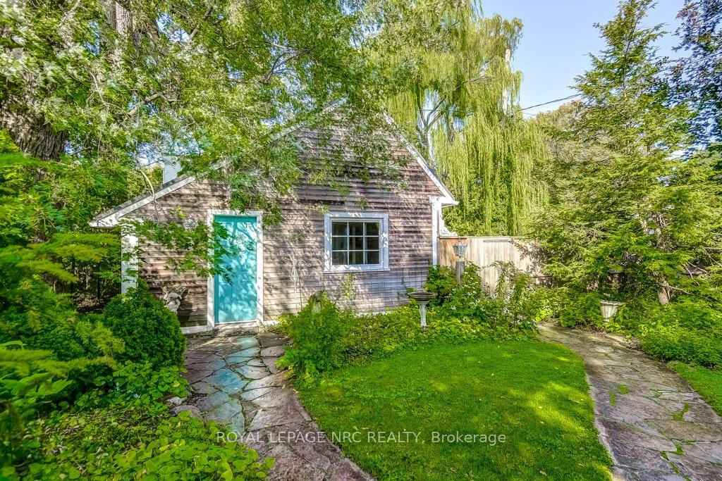 Photo 41 of 2 Pinehill Road, St. Catharines, Old Glenridge — HOMEH