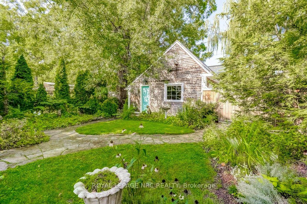 Photo 45 of 2 Pinehill Road, St. Catharines, Old Glenridge — HOMEH