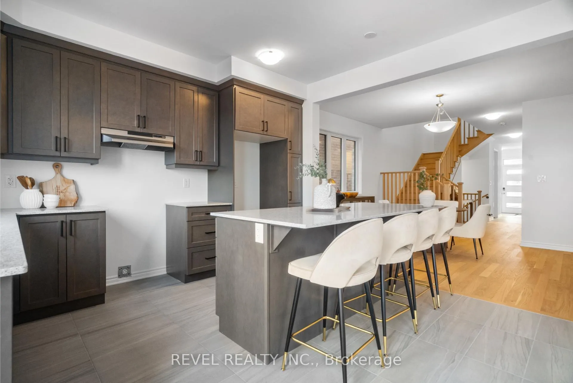 Photo 8 of 1545 Rothbury Crescent, Milton, Bowes — HOMEH