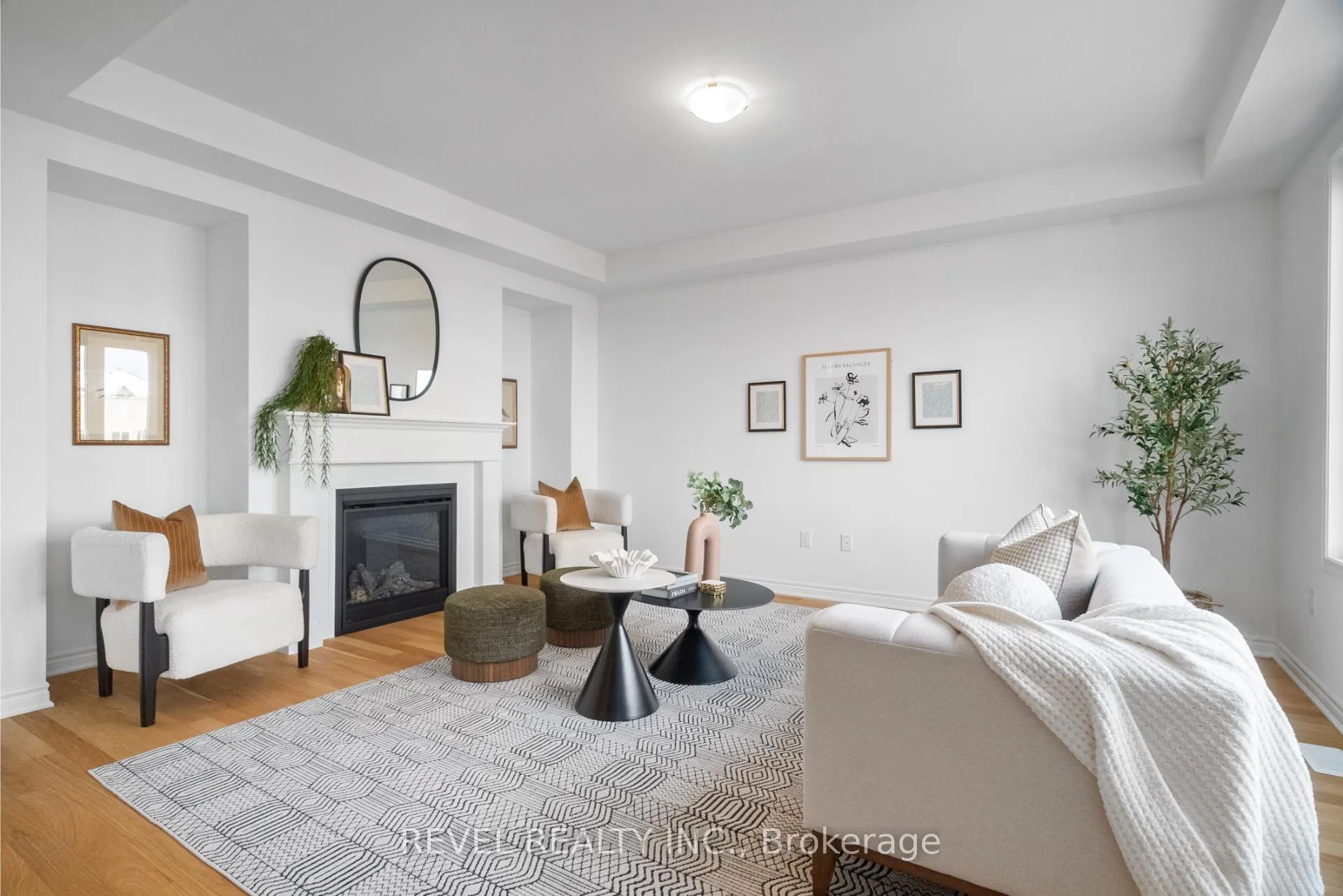 Photo 12 of 1545 Rothbury Crescent, Milton, Bowes — HOMEH