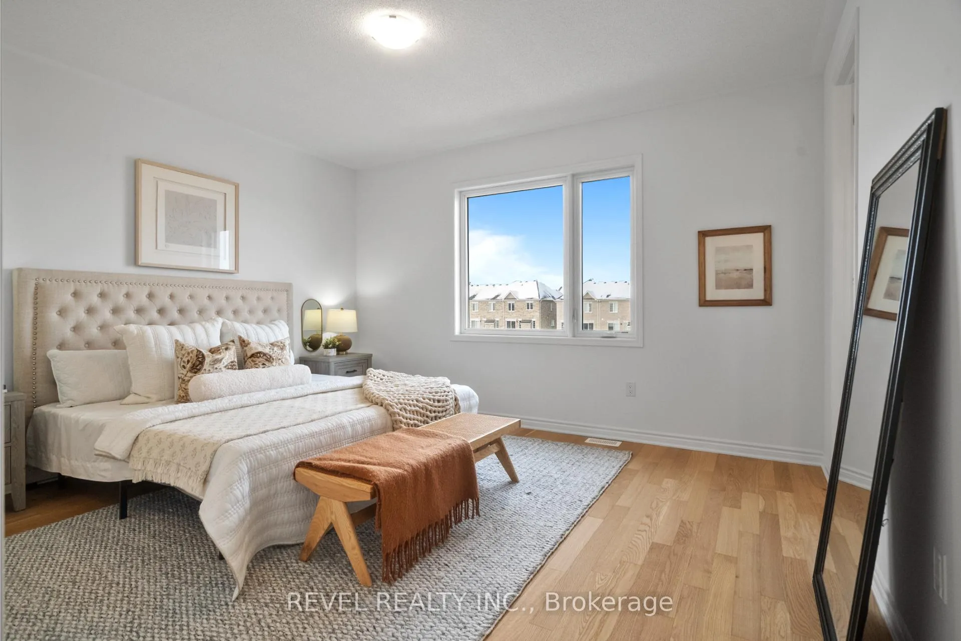 Photo 15 of 1545 Rothbury Crescent, Milton, Bowes — HOMEH