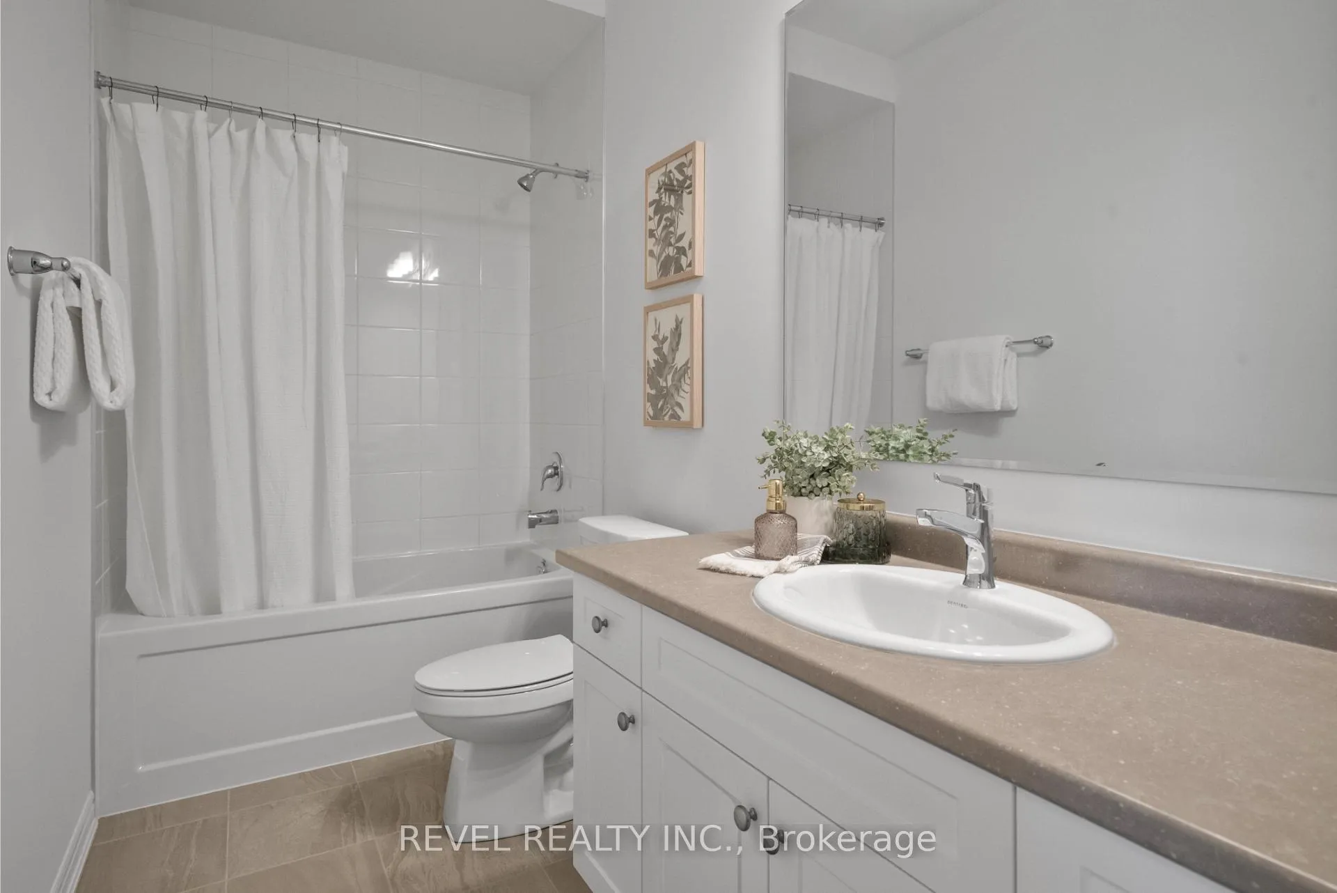 Photo 23 of 1545 Rothbury Crescent, Milton, Bowes — HOMEH