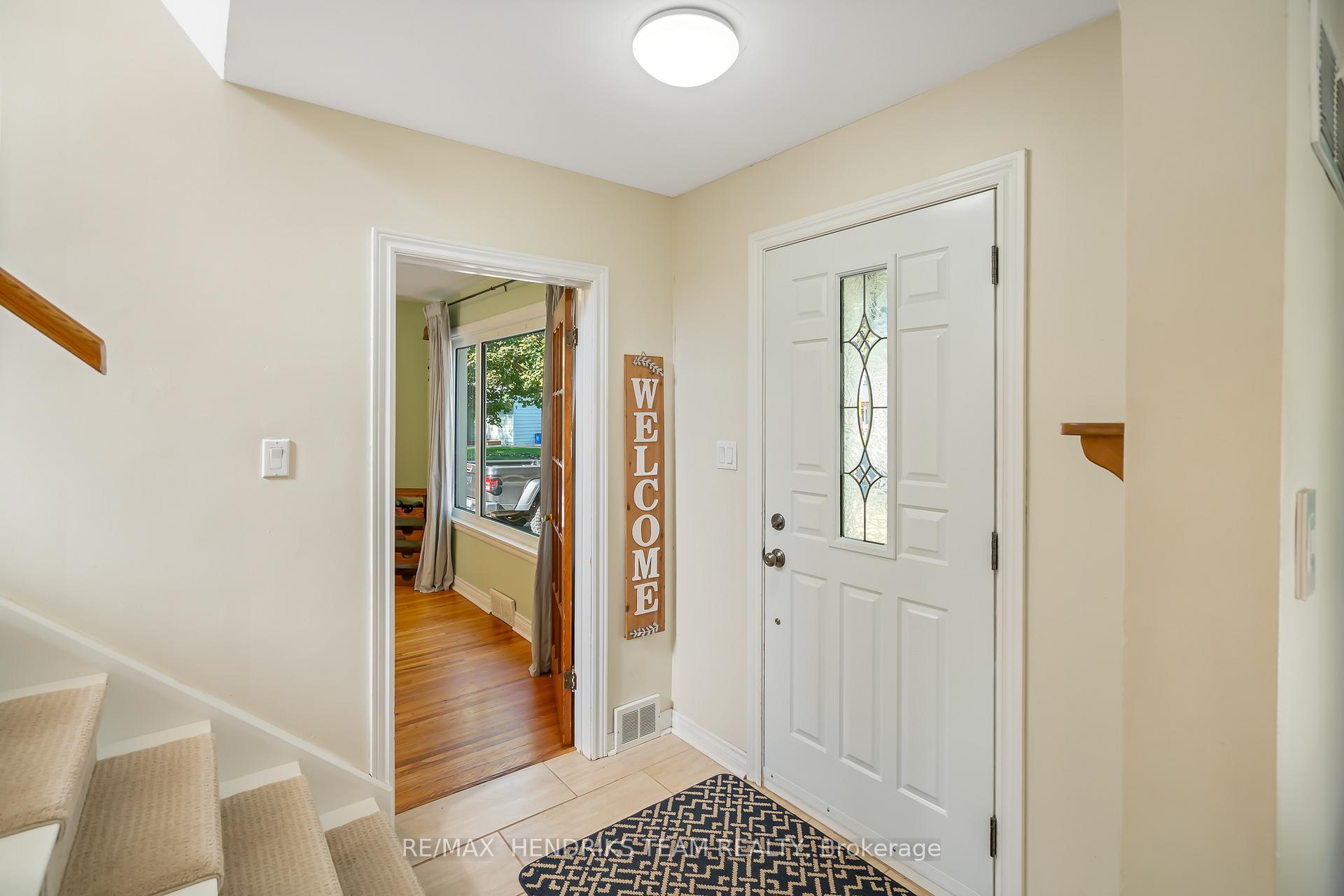 Photo 5 of 5 Maplewood Drive, St. Catharines, Vine/Linwell — HOMEH