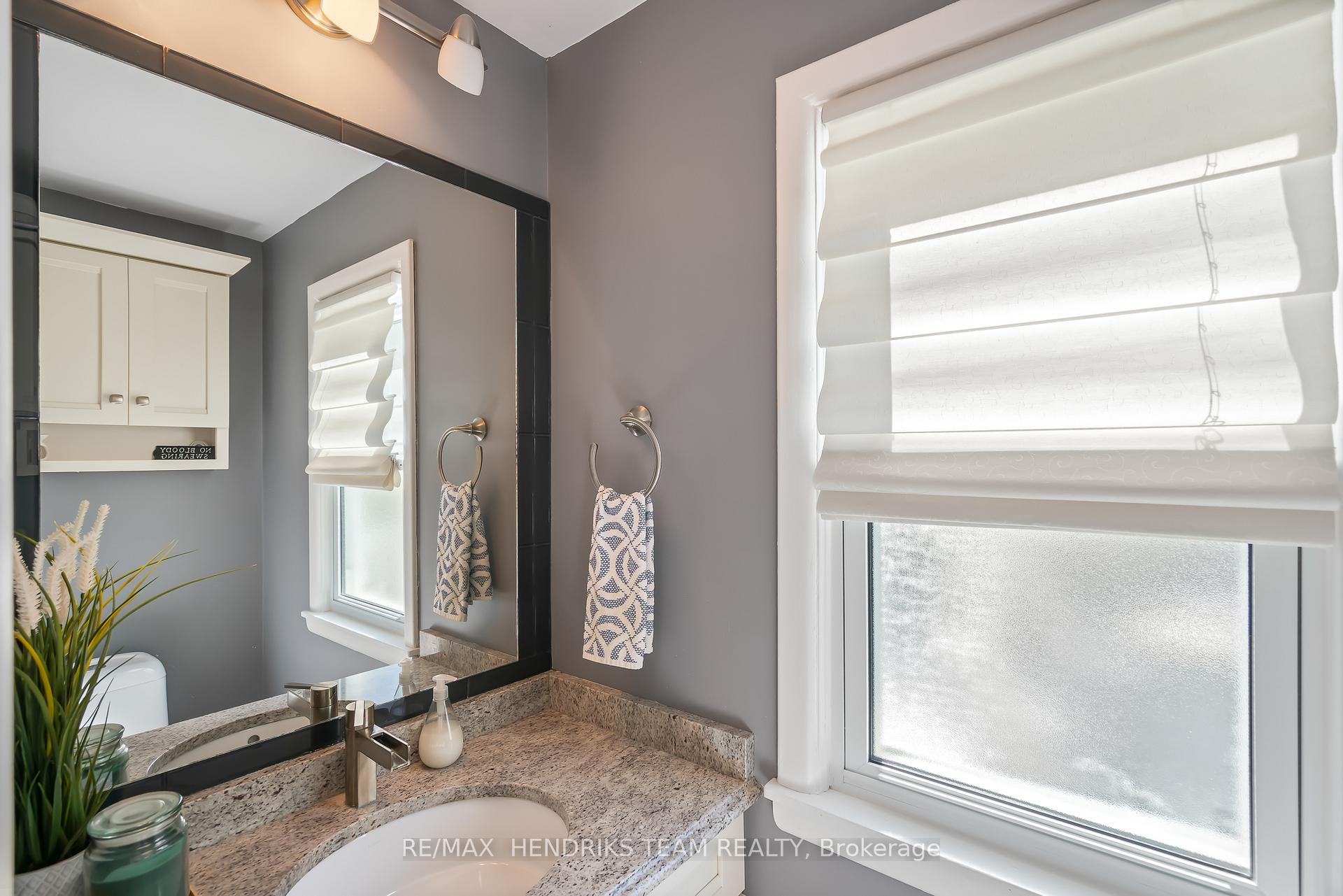 Photo 14 of 5 Maplewood Drive, St. Catharines, Vine/Linwell — HOMEH