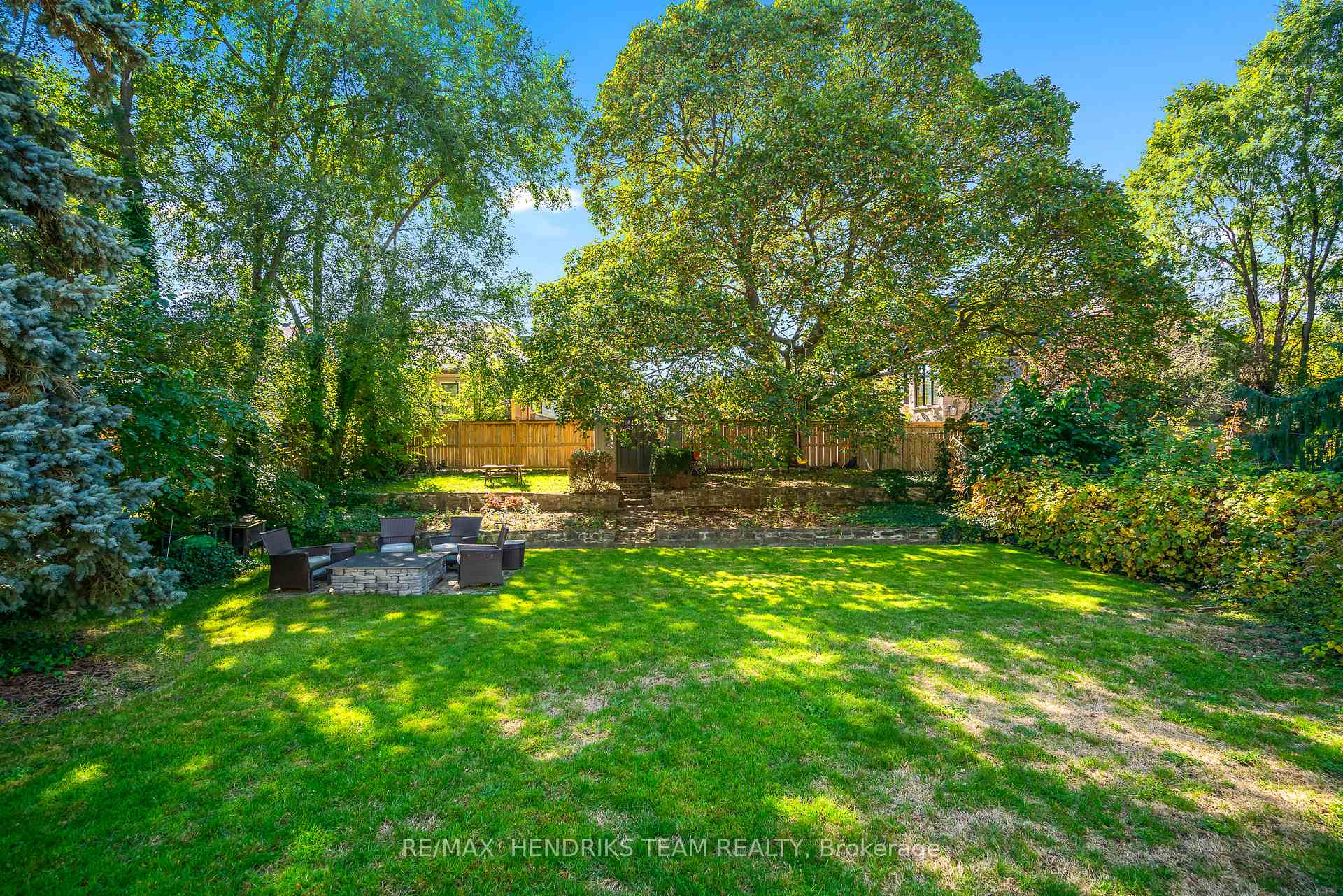 Photo 27 of 5 Maplewood Drive, St. Catharines, Vine/Linwell — HOMEH
