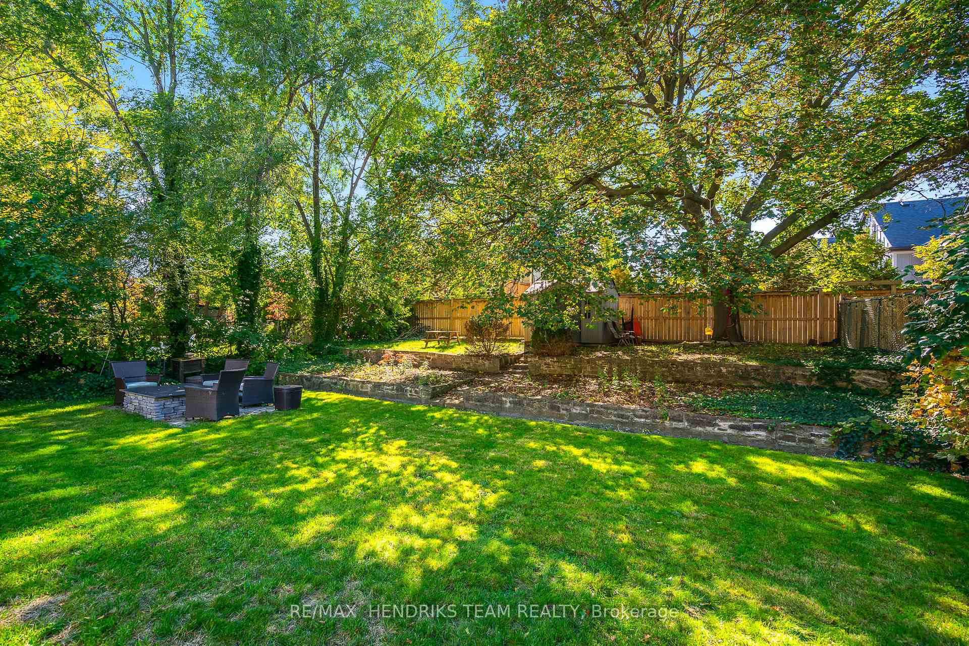 Photo 28 of 5 Maplewood Drive, St. Catharines, Vine/Linwell — HOMEH