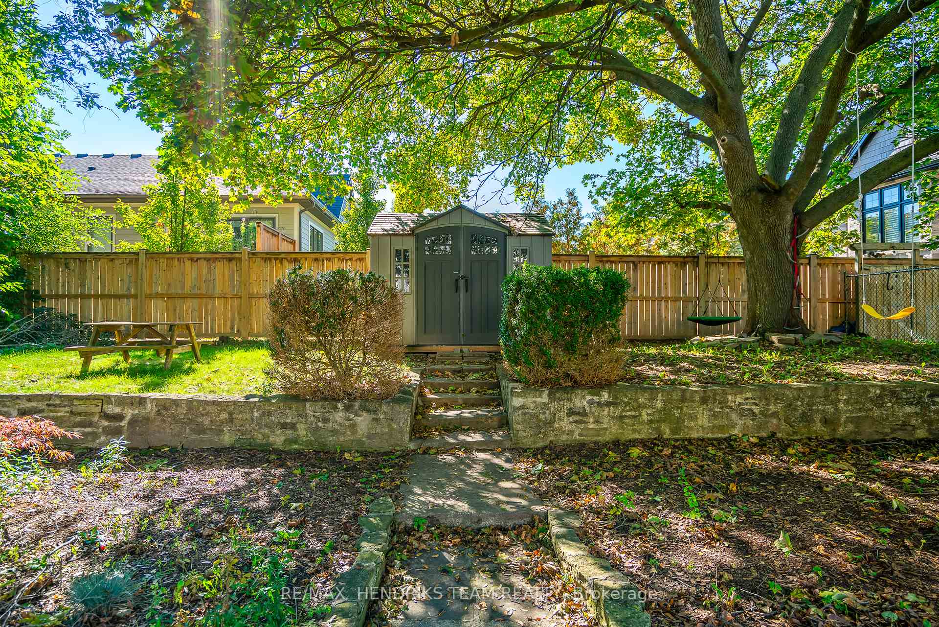 Photo 30 of 5 Maplewood Drive, St. Catharines, Vine/Linwell — HOMEH
