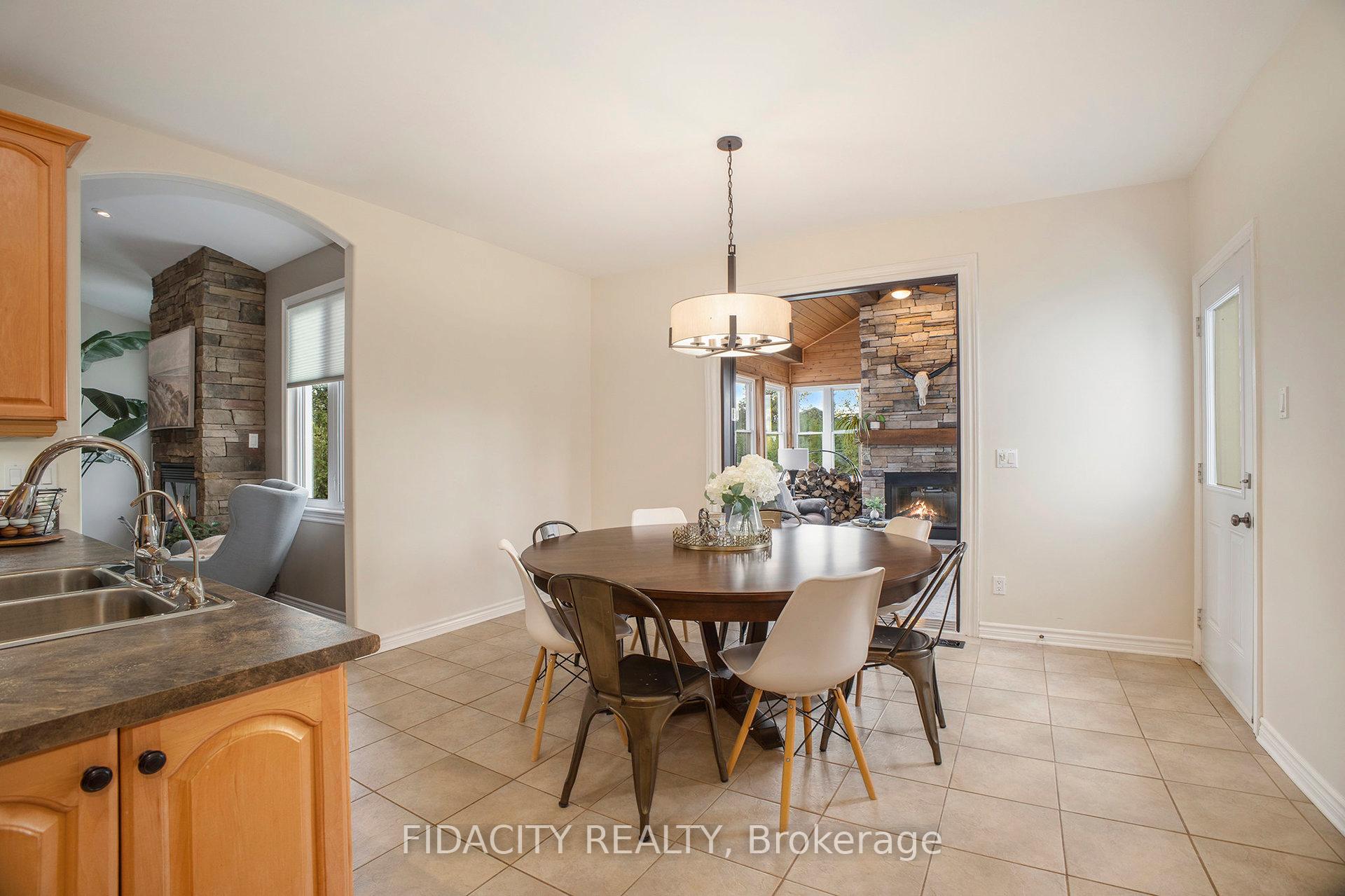 Photo 12 of 16 Canadian Drive, Ottawa, Remainder of Stittsville & Area — HOMEH