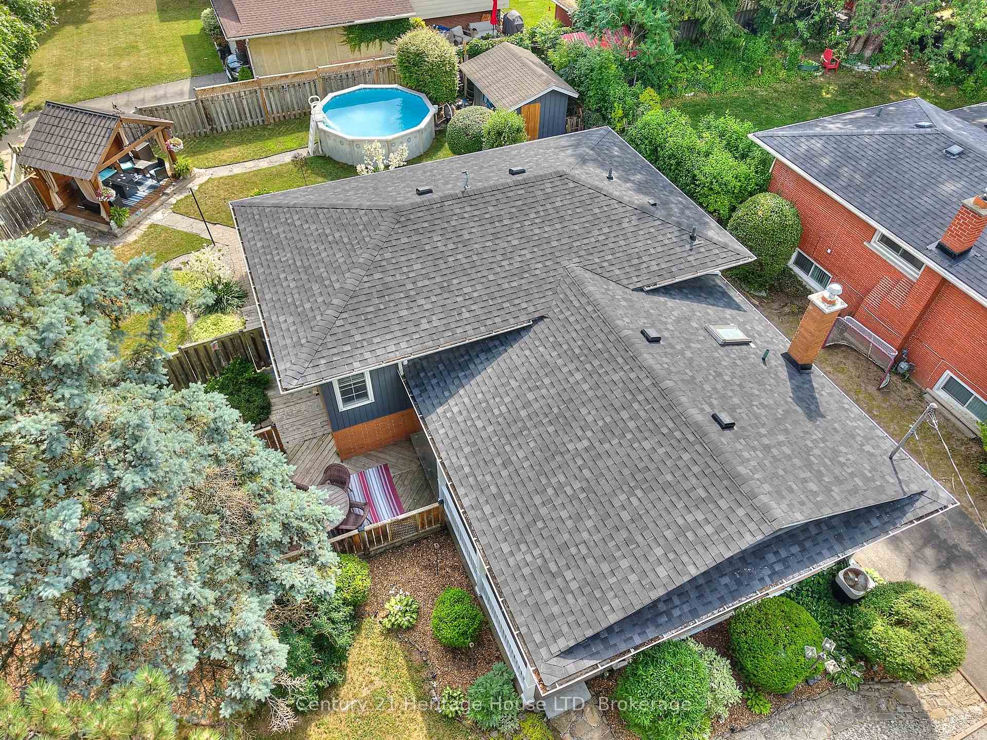 Photo 26 of 30 Cartier Drive, St. Catharines, Vine/Linwell — HOMEH