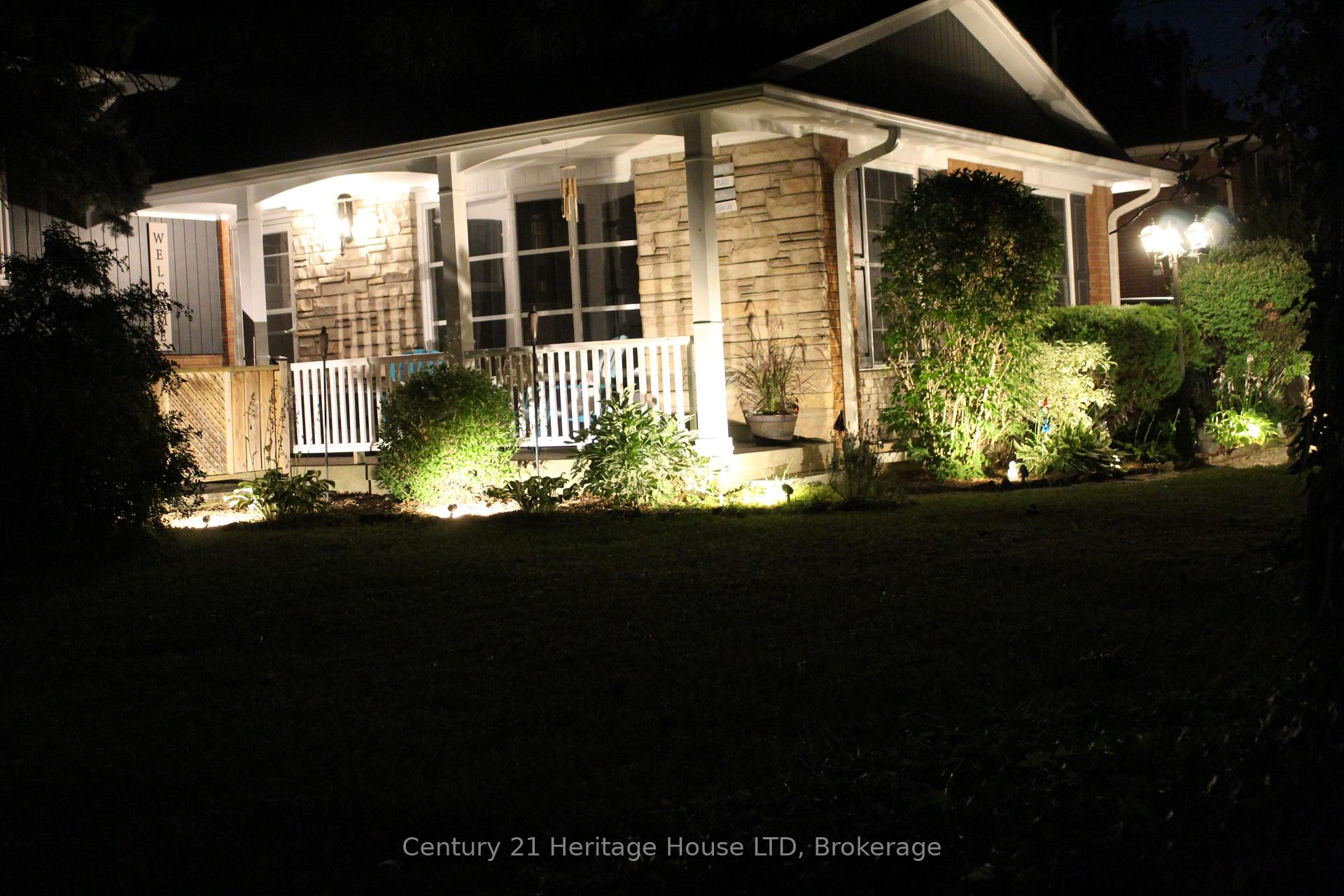 Photo 29 of 30 Cartier Drive, St. Catharines, Vine/Linwell — HOMEH