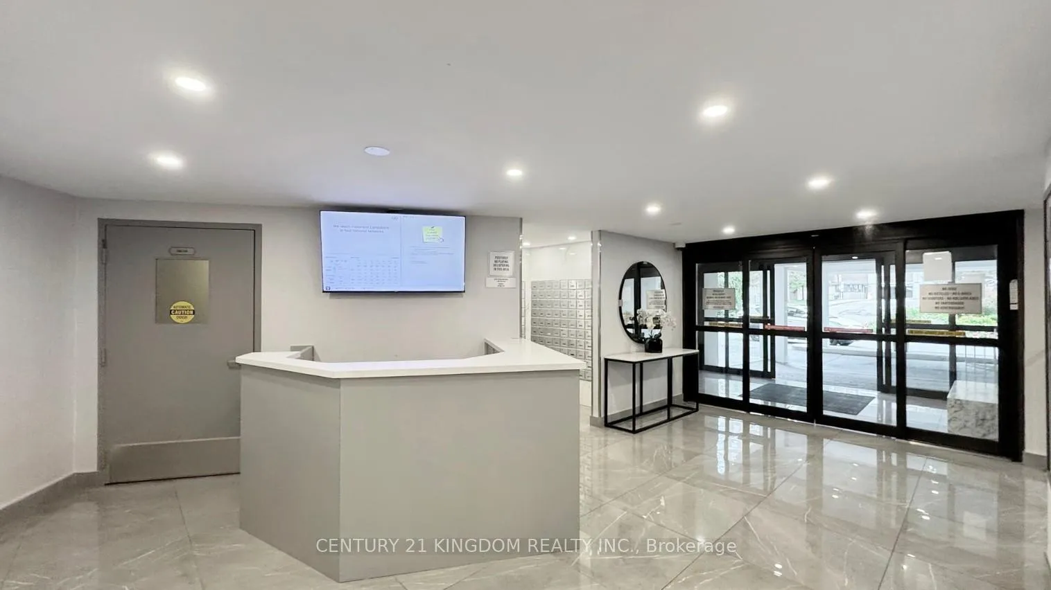 Photo 6 of Unit 1819, 10 Edgecliff Golfway, Toronto, Flemingdon Park — HOMEH