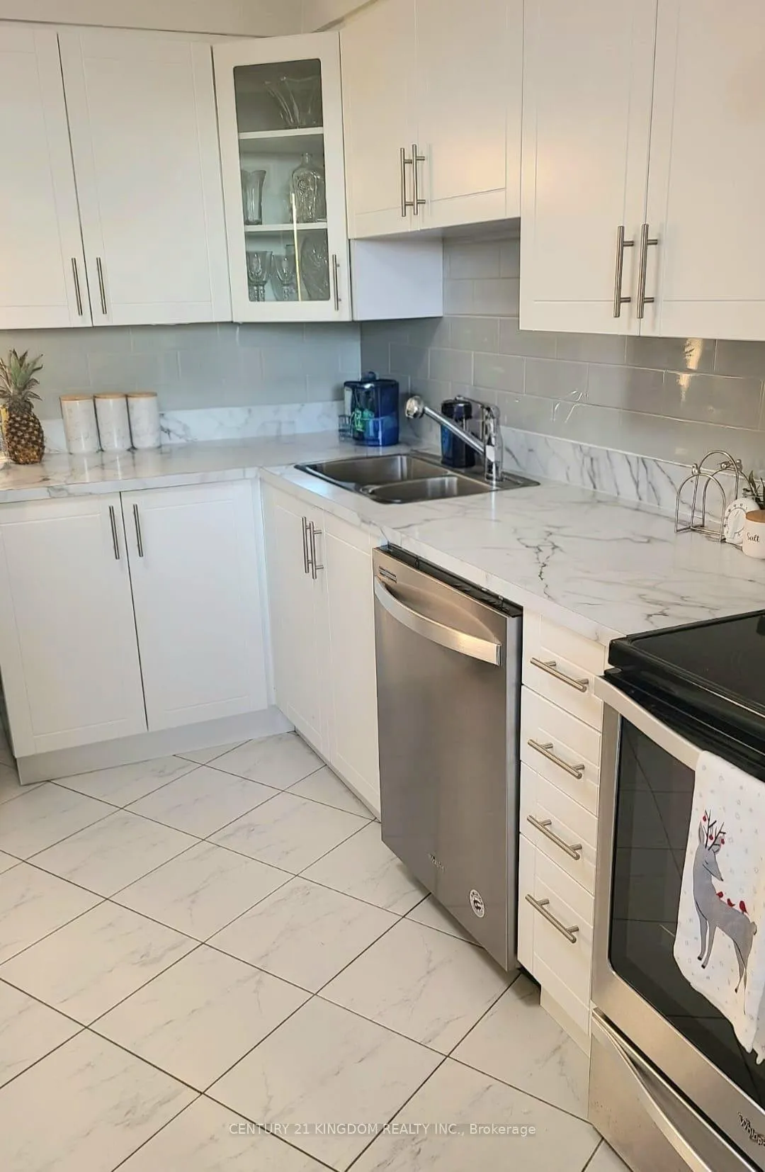 Photo 7 of Unit 1819, 10 Edgecliff Golfway, Toronto, Flemingdon Park — HOMEH