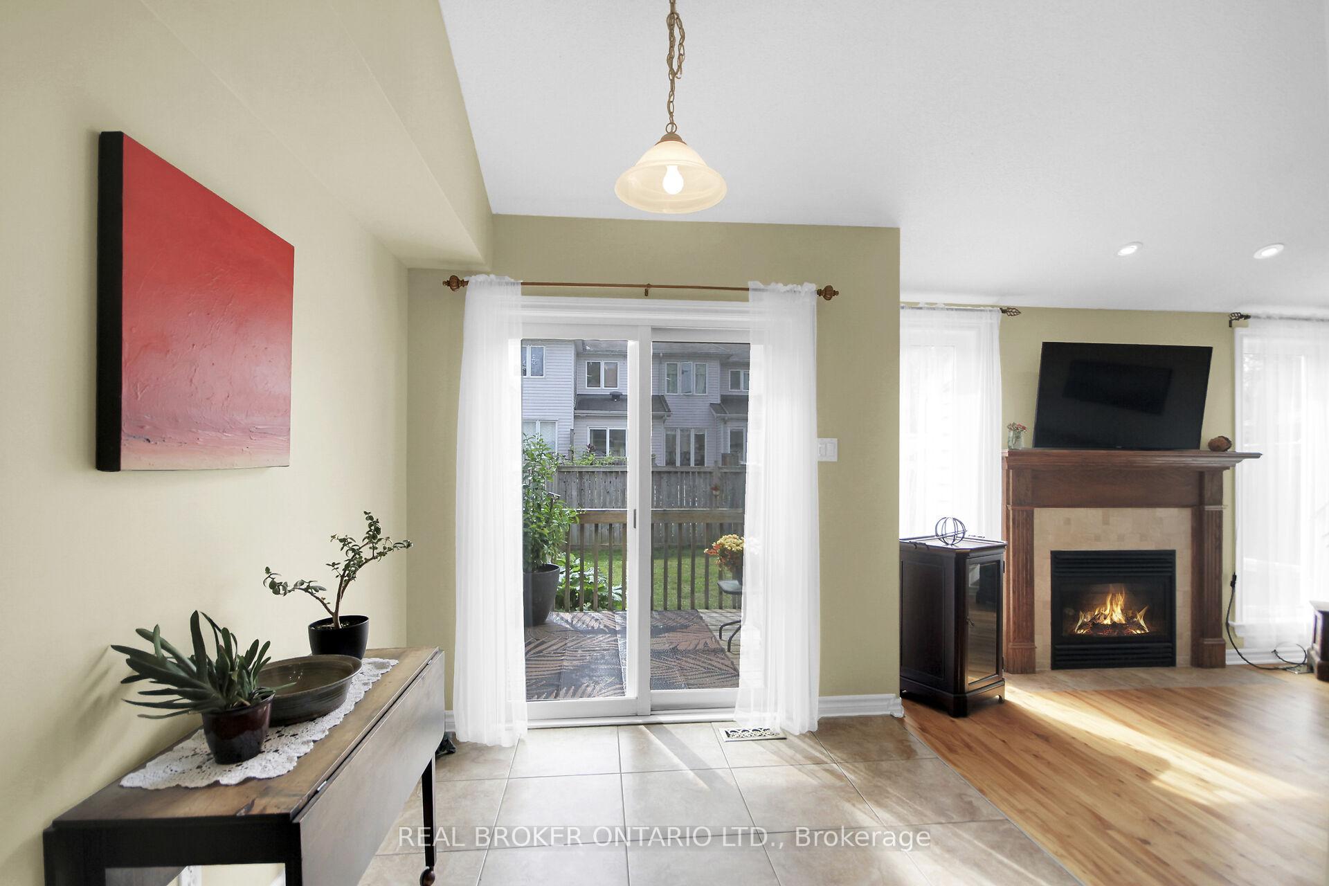Photo 12 of 181 Talltree Crescent, Ottawa, Stittsville (Central) — HOMEH