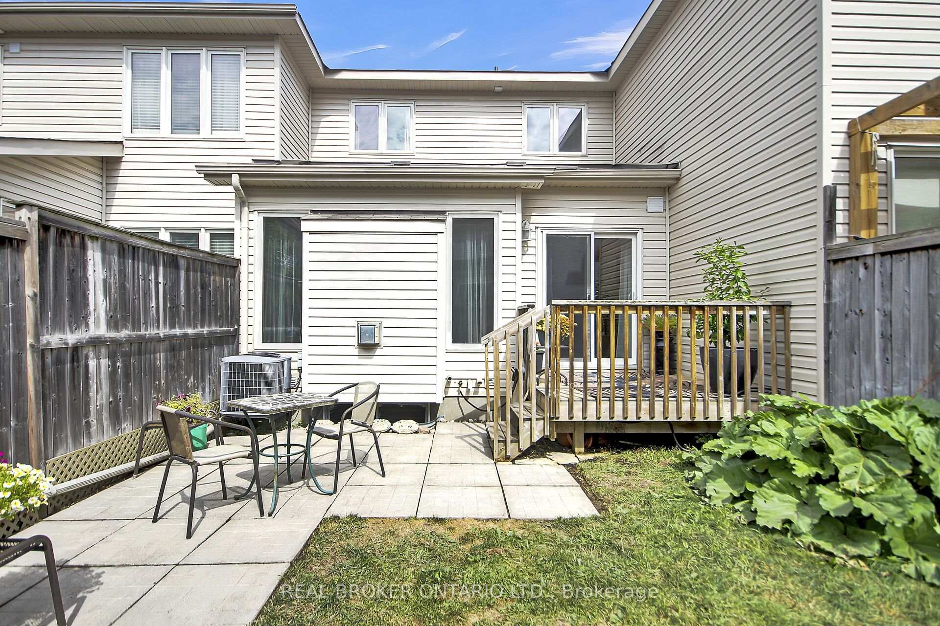 Photo 27 of 181 Talltree Crescent, Ottawa, Stittsville (Central) — HOMEH