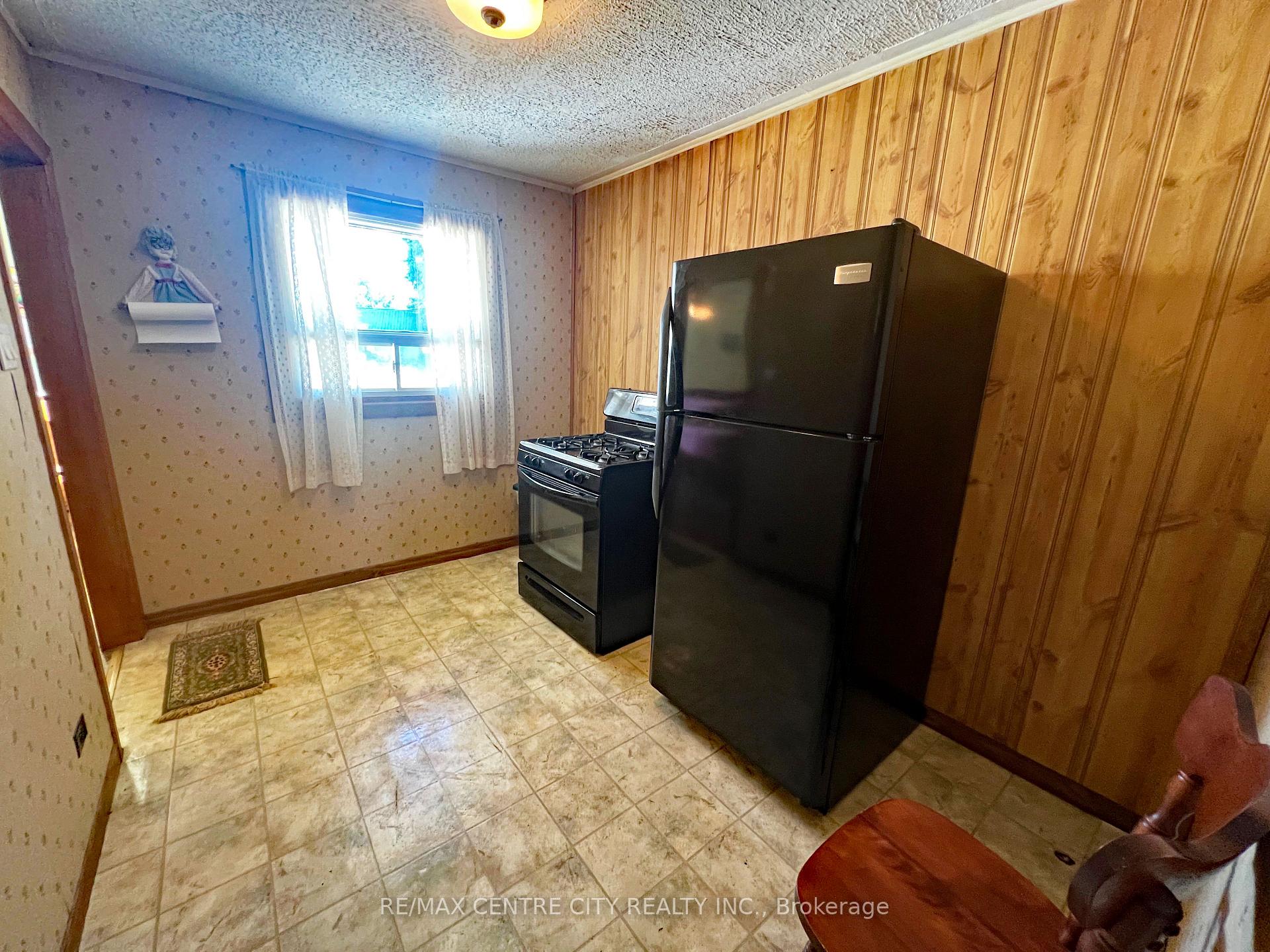 Photo 25 of 14 Bell Avenue, St. Thomas — HOMEH