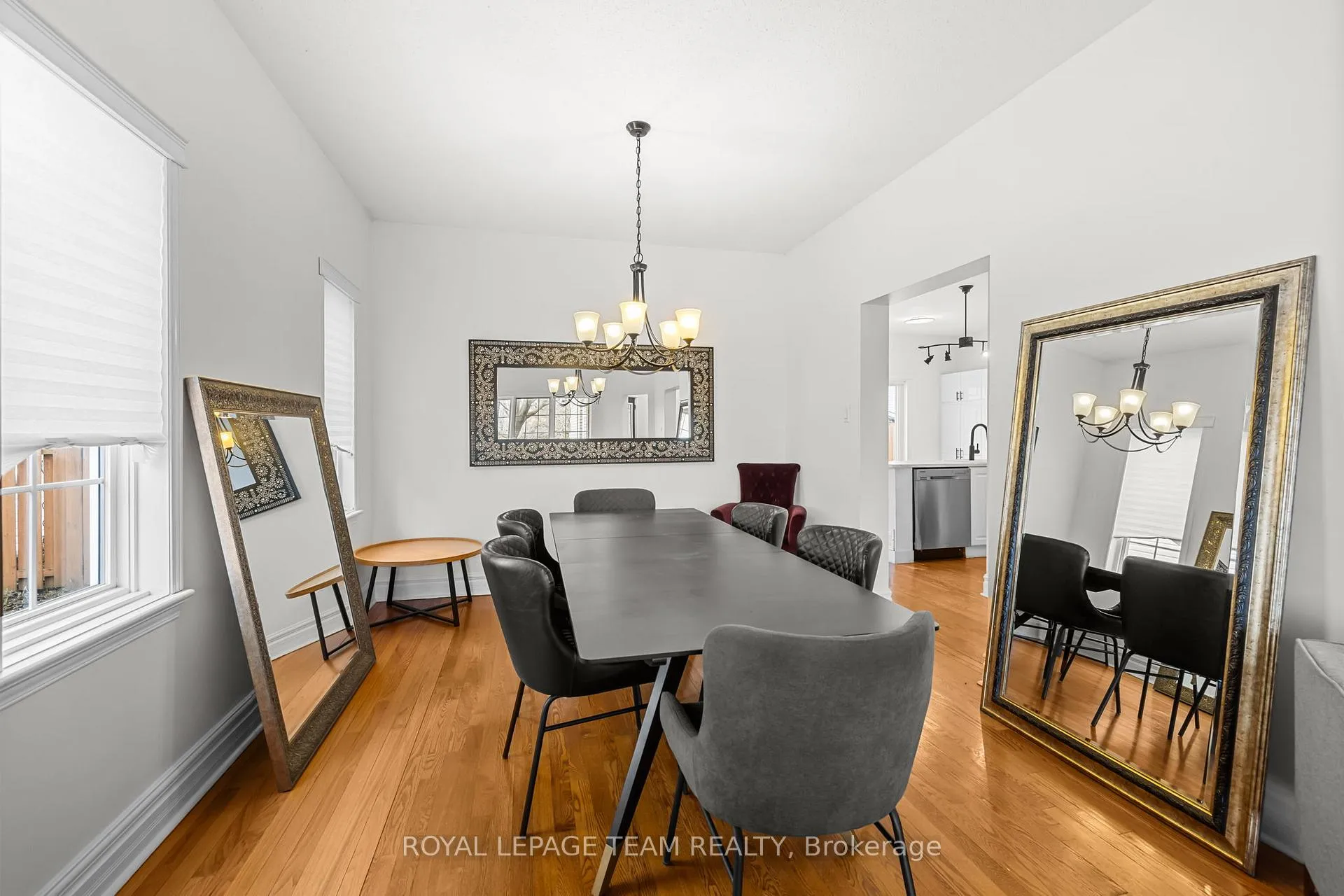 Photo 5 of 30 New Deighton Crescent, Ottawa, Barrhaven East — HOMEH