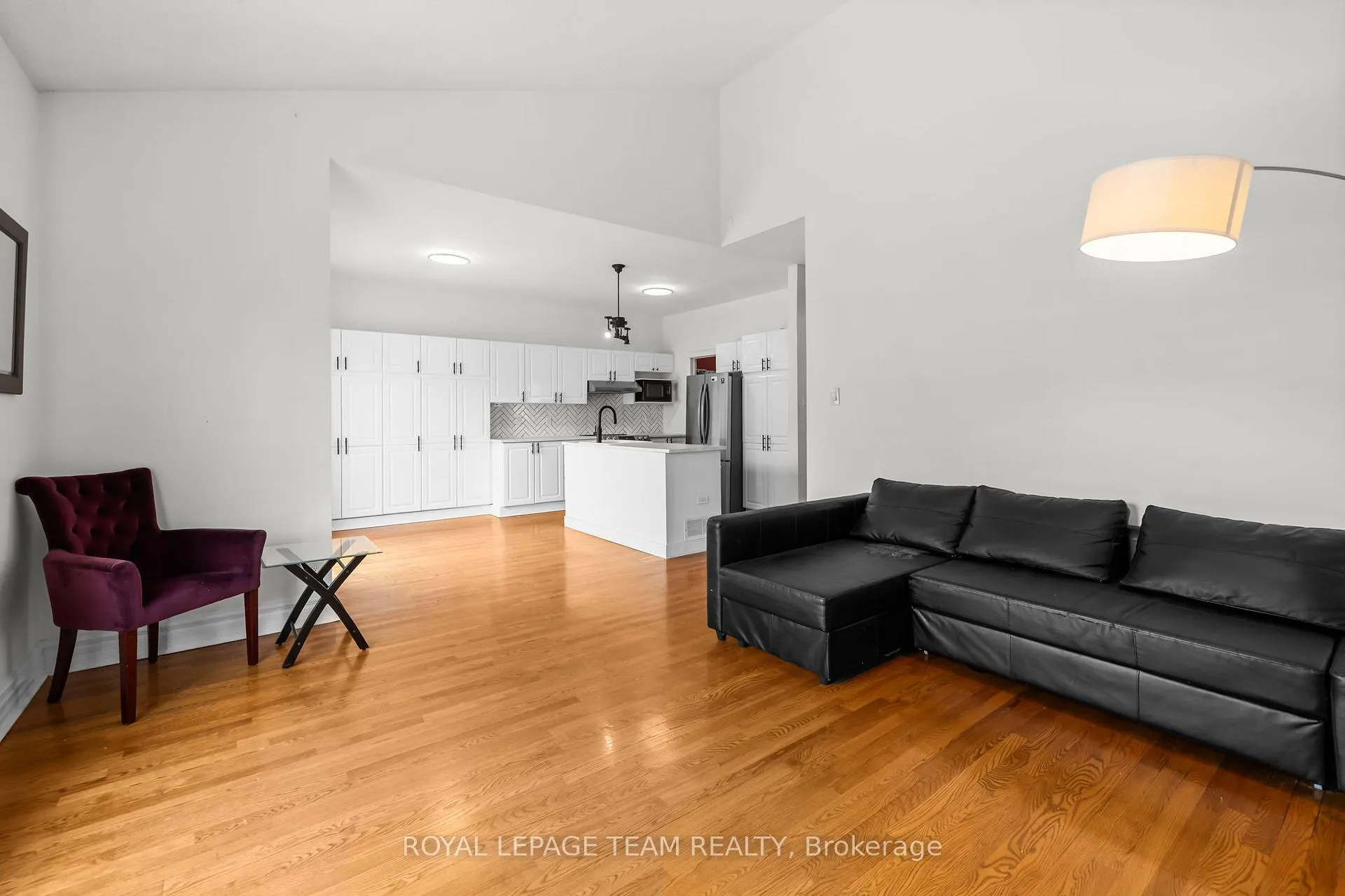 Photo 7 of 30 New Deighton Crescent, Ottawa, Barrhaven East — HOMEH